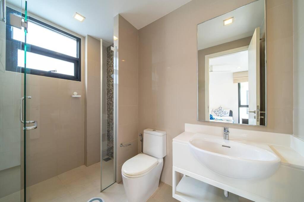 Villa Luxury 5br Rooftop Pool *