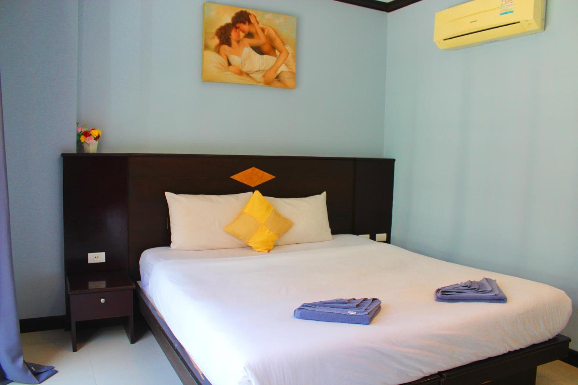 Hollywood Hotel Patong