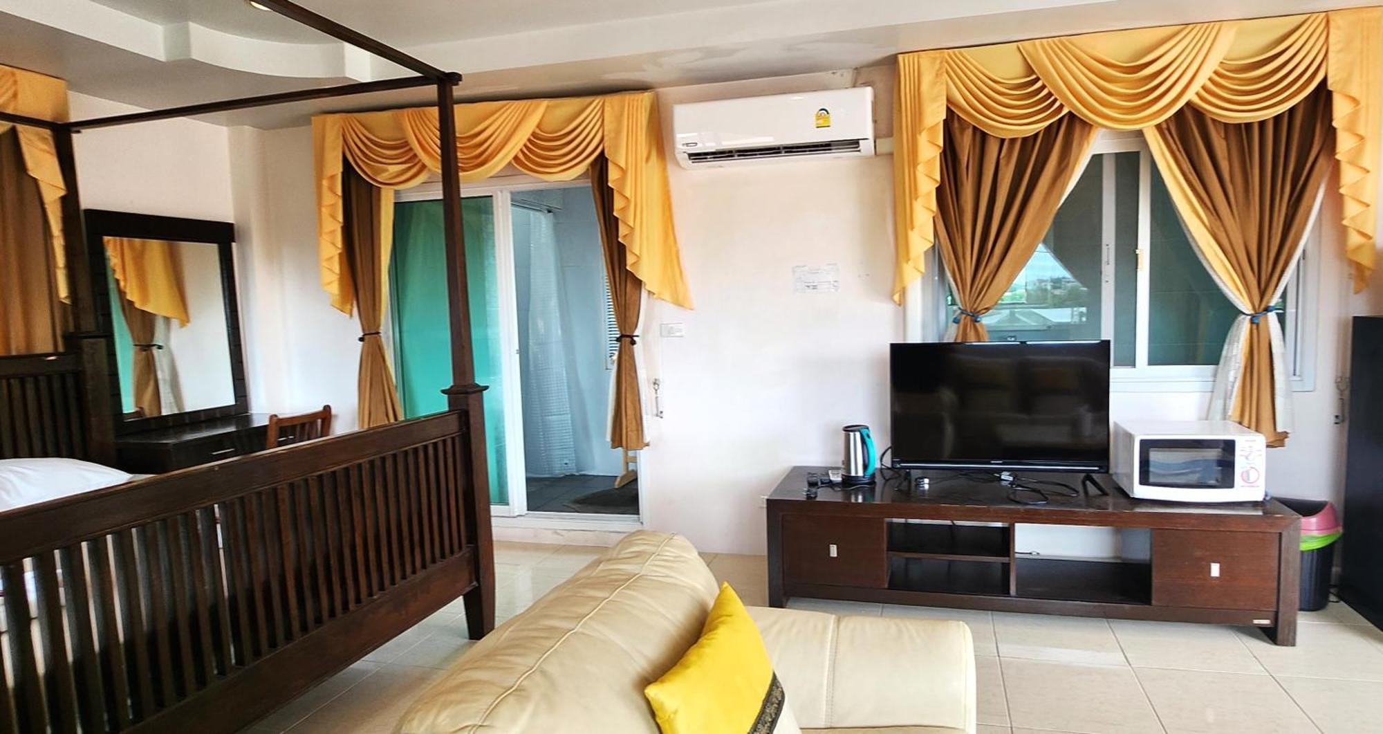 Purepamvillage Hotel Strand Kata