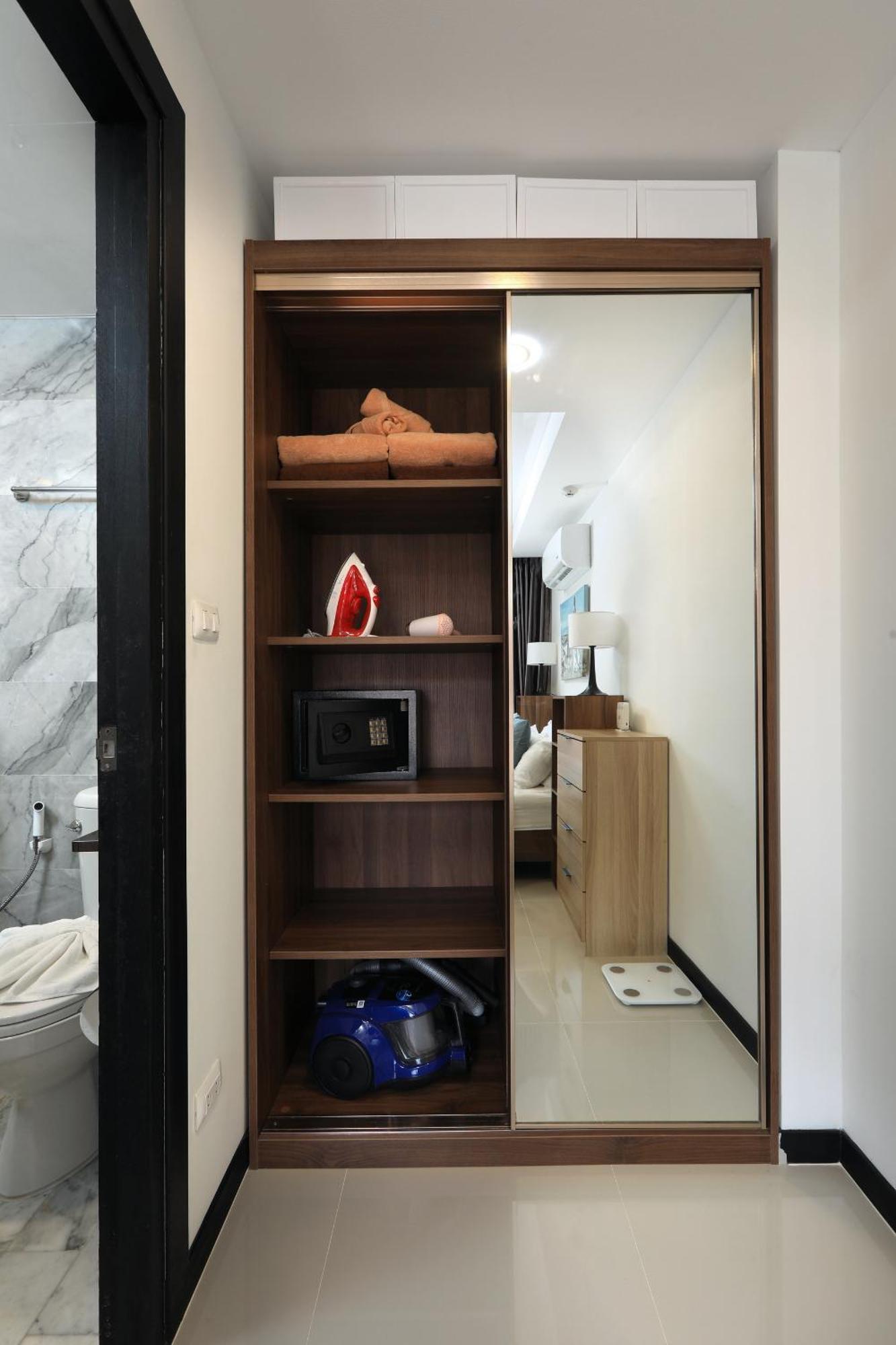 1Bdr Apartment Naiharn Beach Condo By Capitalpro *