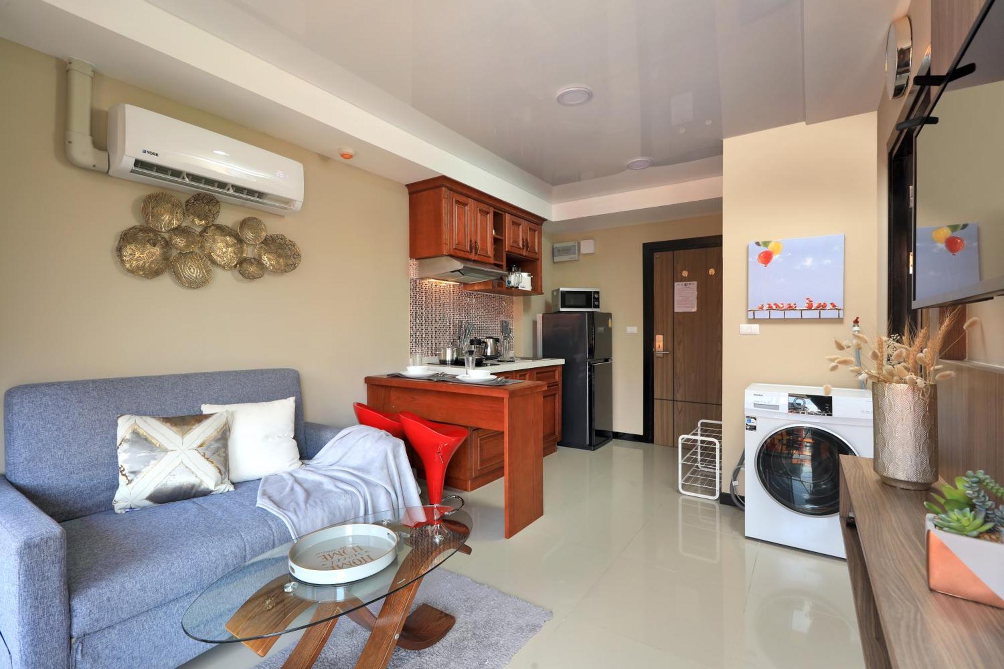 Naiharn By Capital Pro Phuket