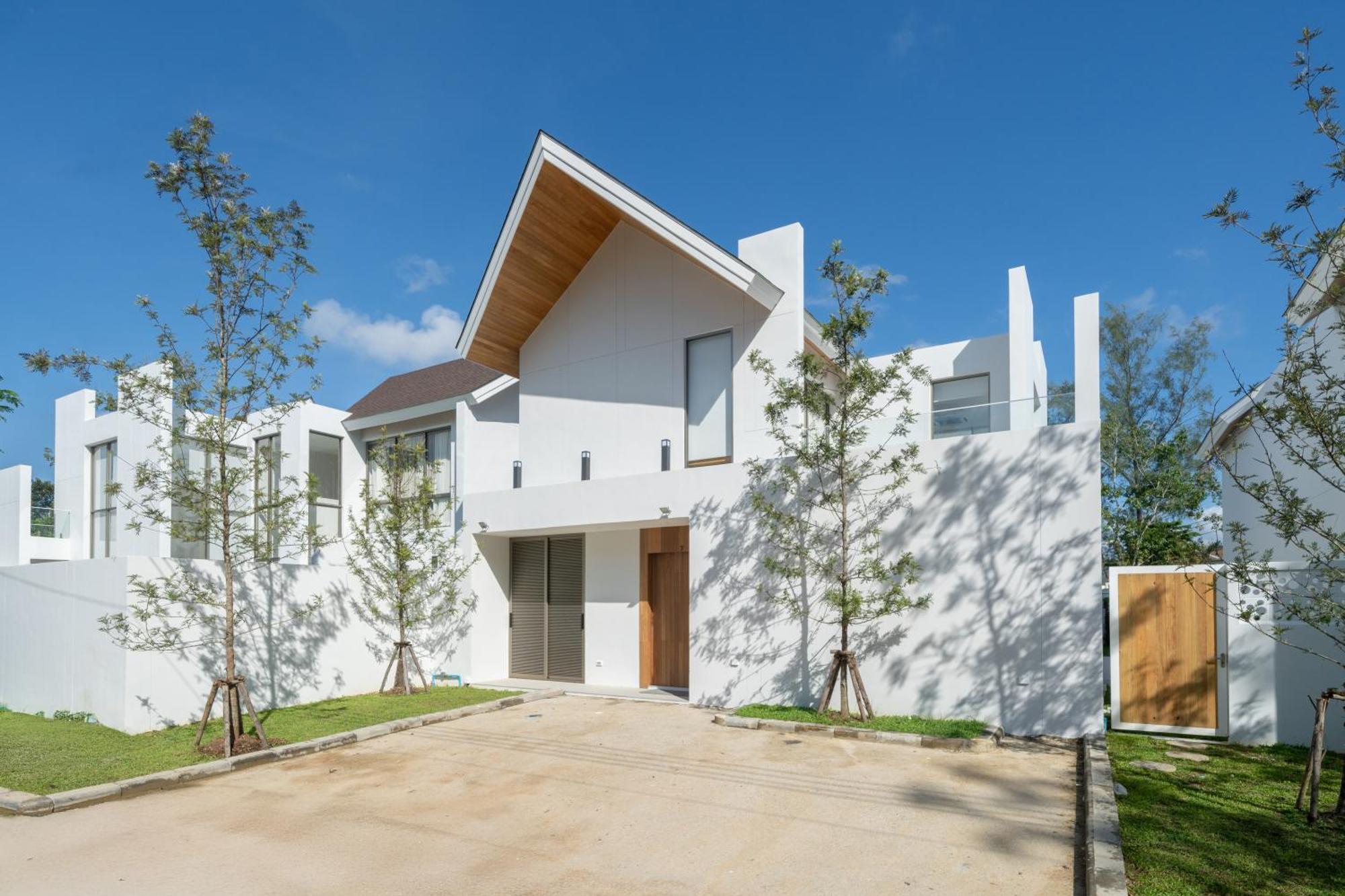 Villa Lux Pride 2 - Luxury Pool Near Laguna Ban Pak Lak