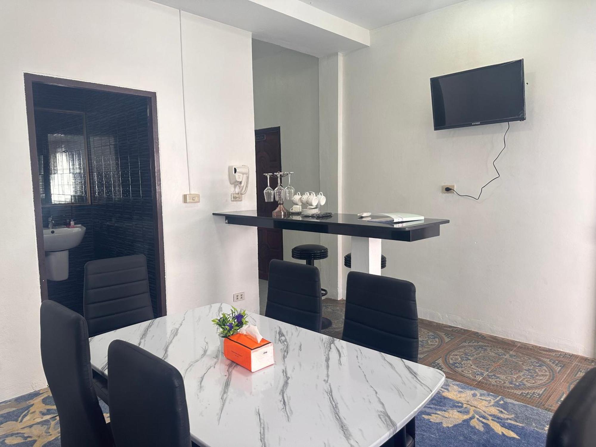Homestay Phuket Plan B House