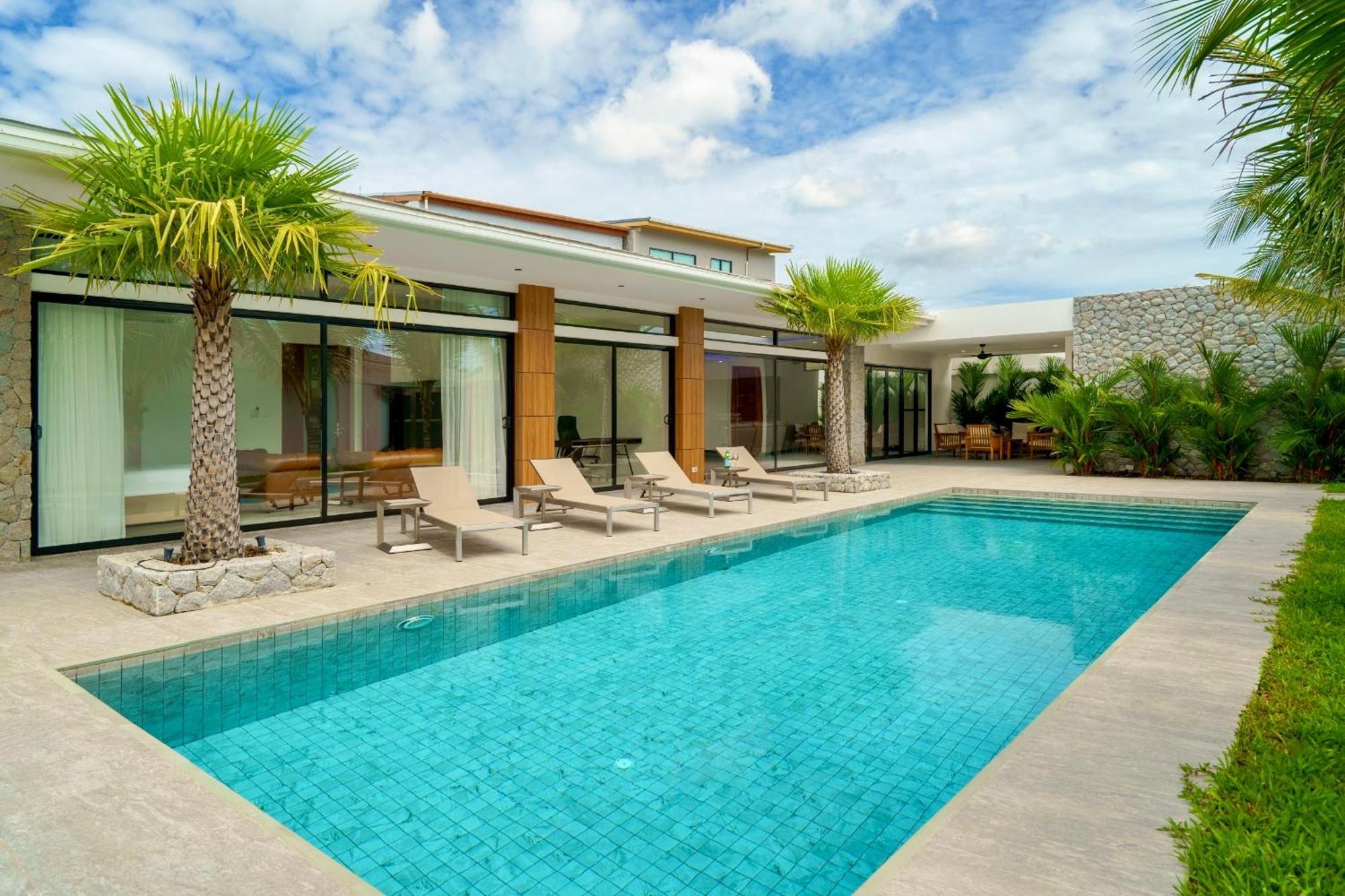 4 Bedroom Private Pool In Rawai By Resava