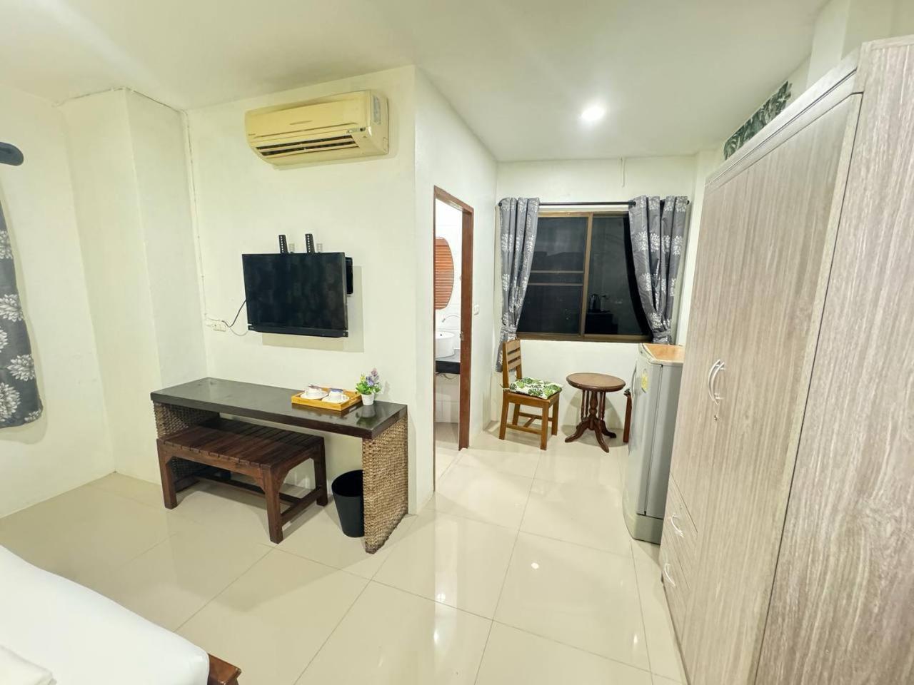 Pupa Hotel 3*