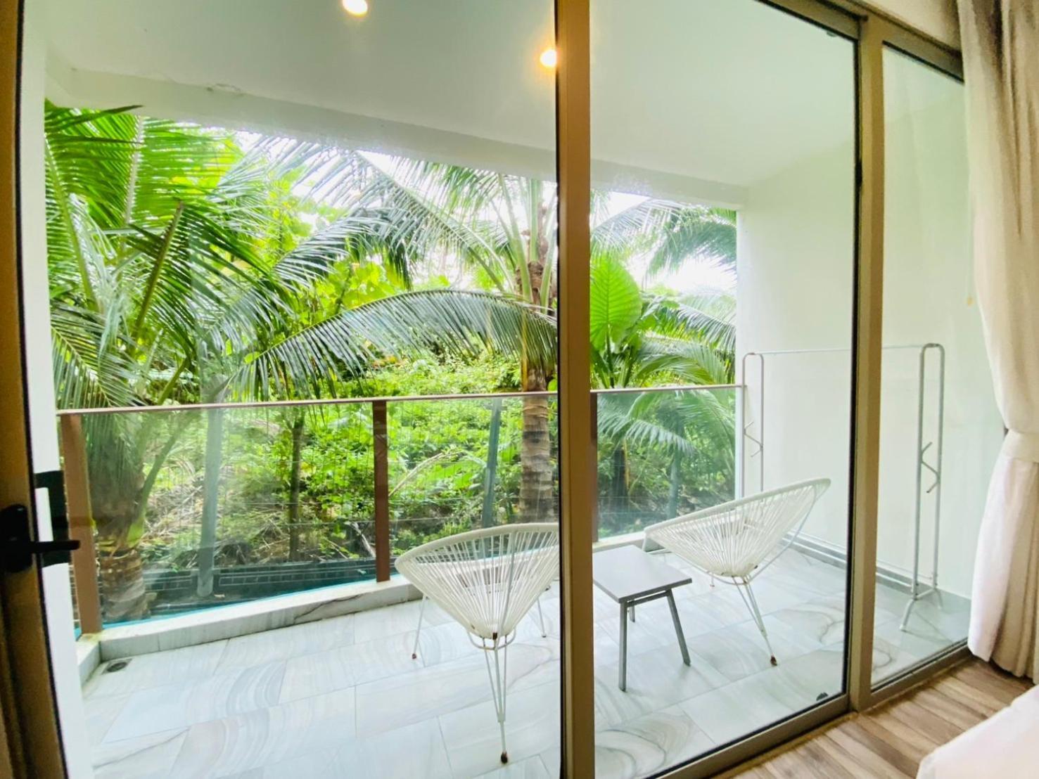 Oceana Kamala Beach