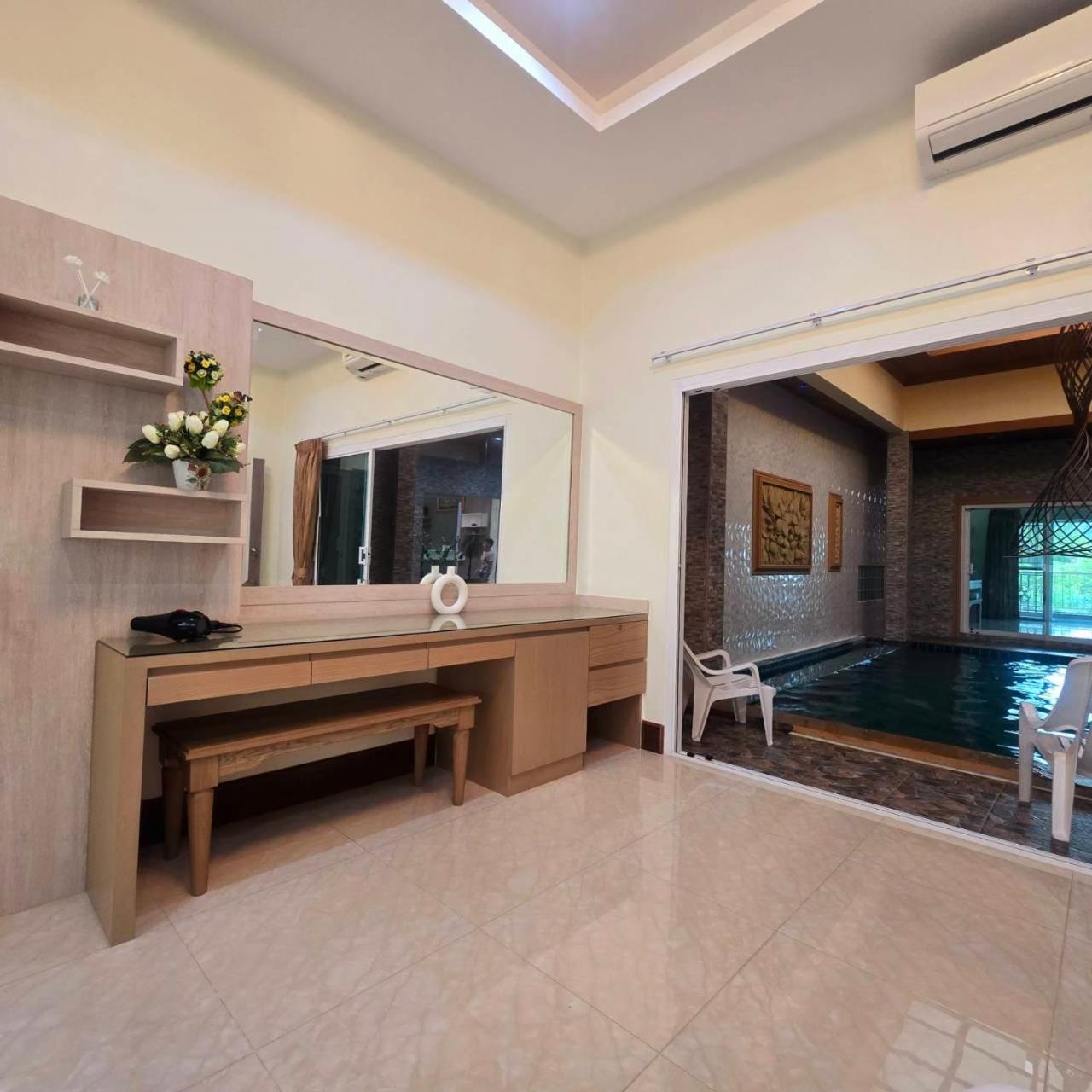 Luxury Pool 5 Mins To Phuket Old Town *