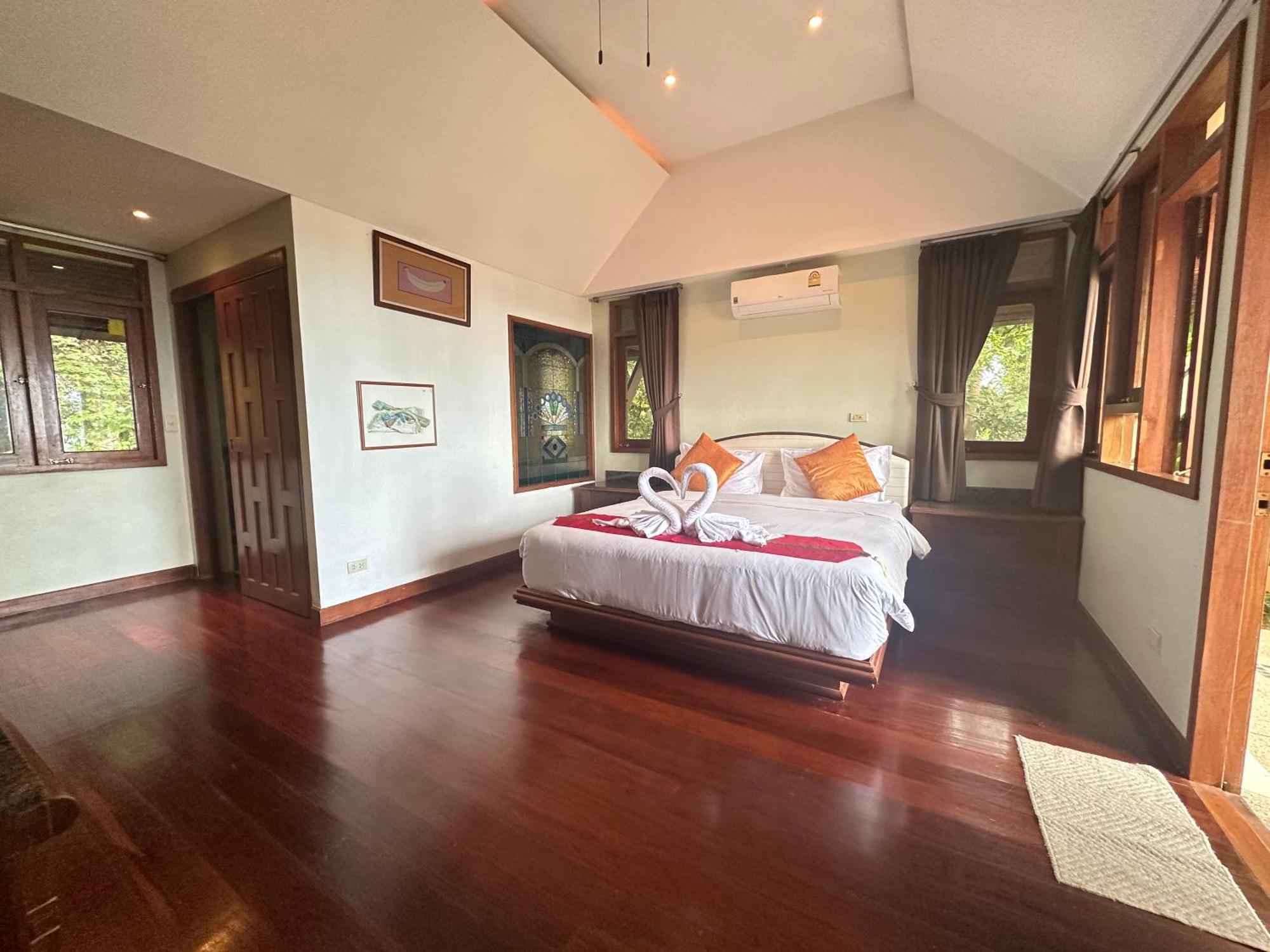 Villa Moon Talay View