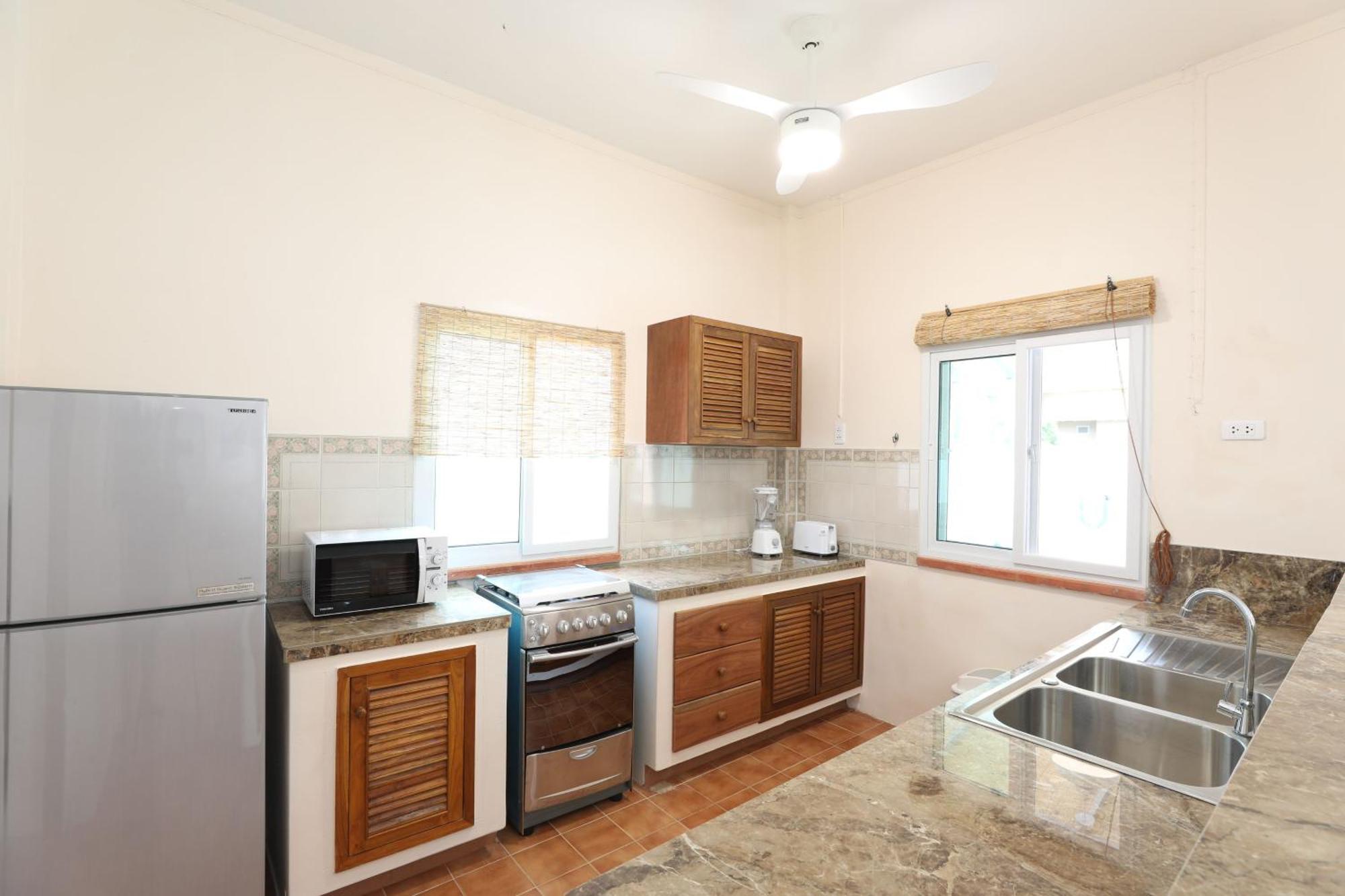 Coral Lagoon Pool - Adult Only Holiday home *