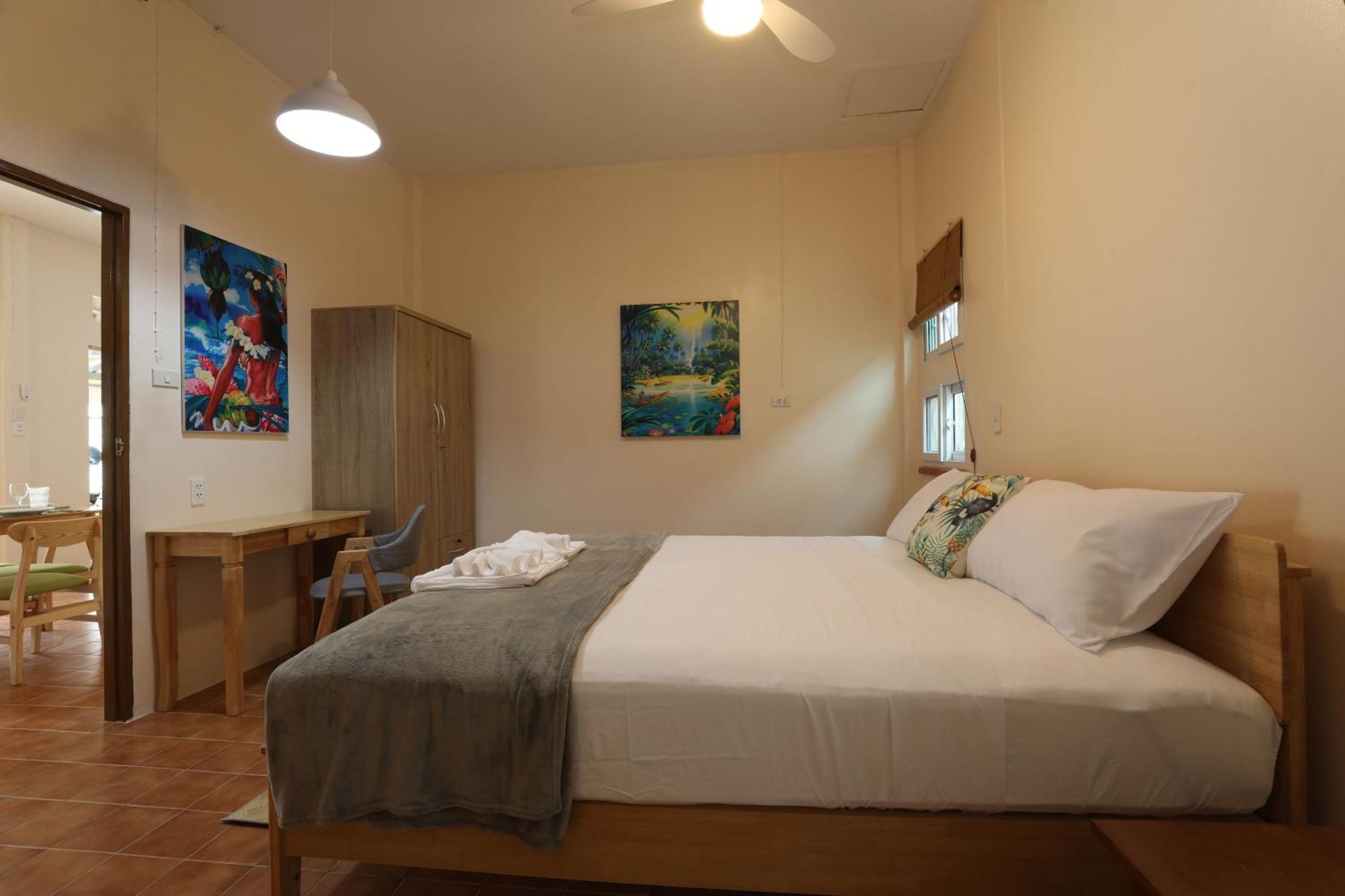 Coral Lagoon Pool - Adult Only *