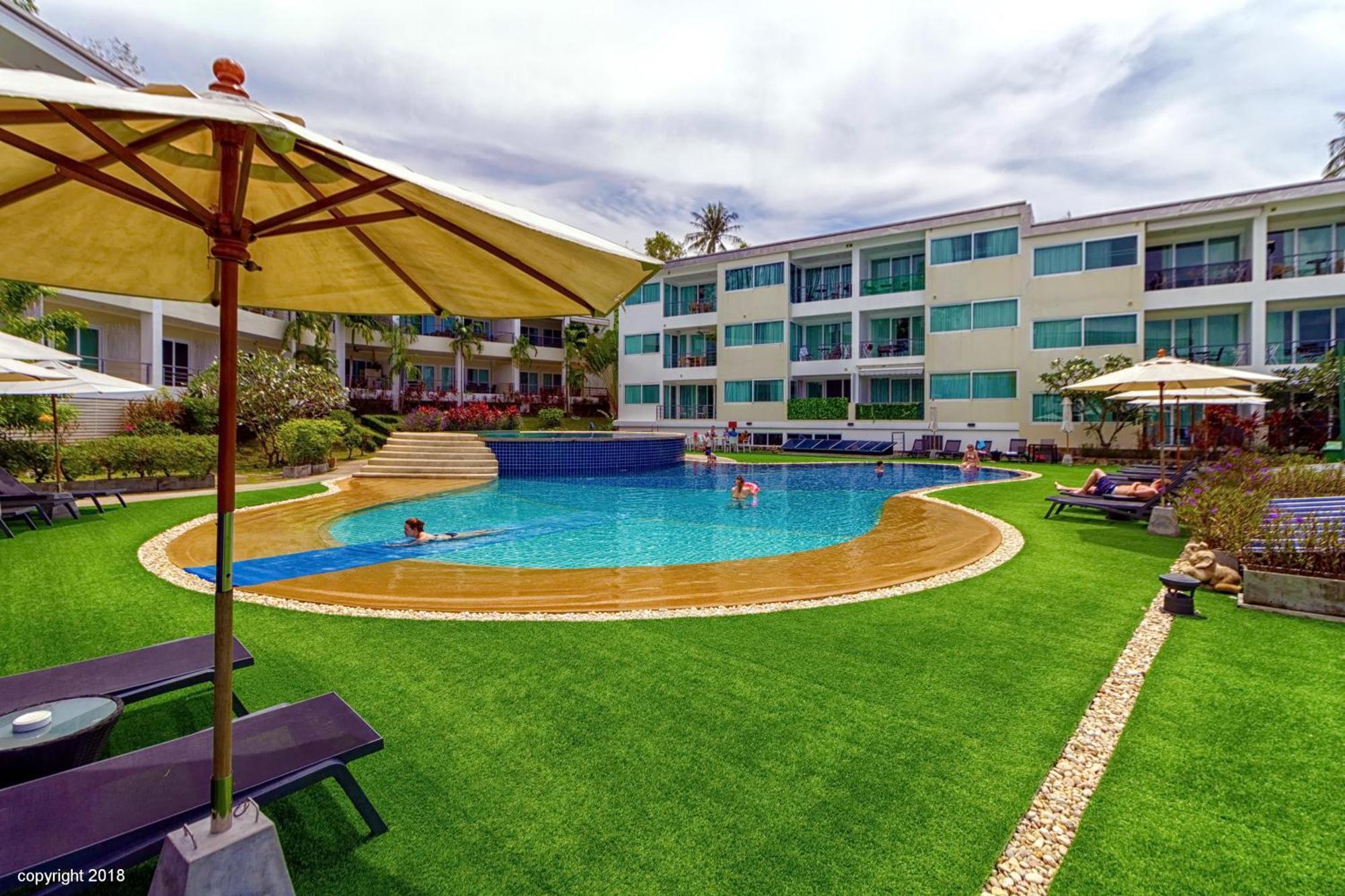 Butterfly Oceanic Karon Phuket Apartment