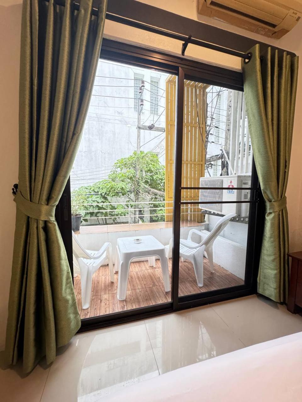 Pupa Hotel 3*