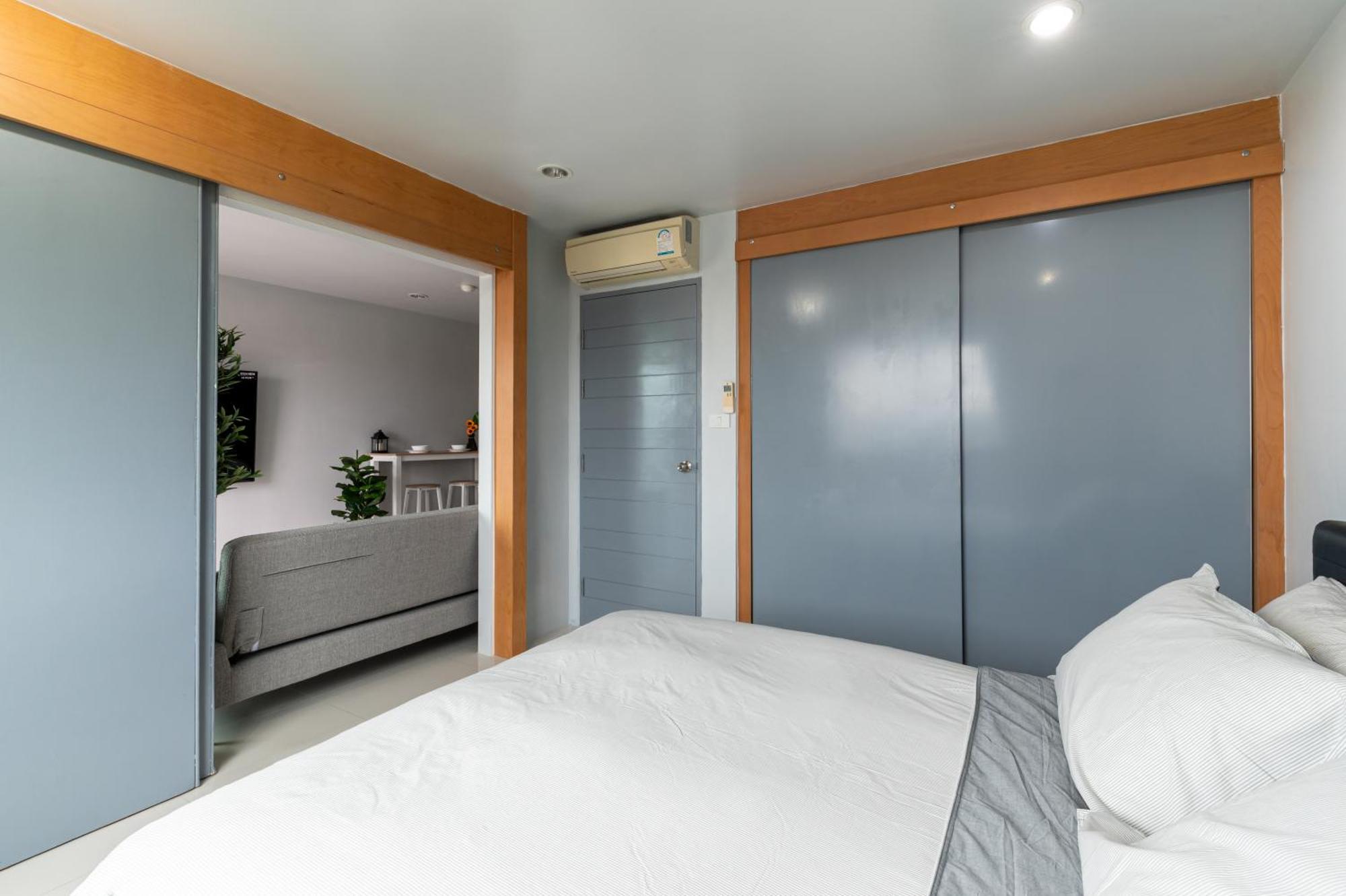 1 Bedroom Renovated Ratchaporn Kathu Apartment *