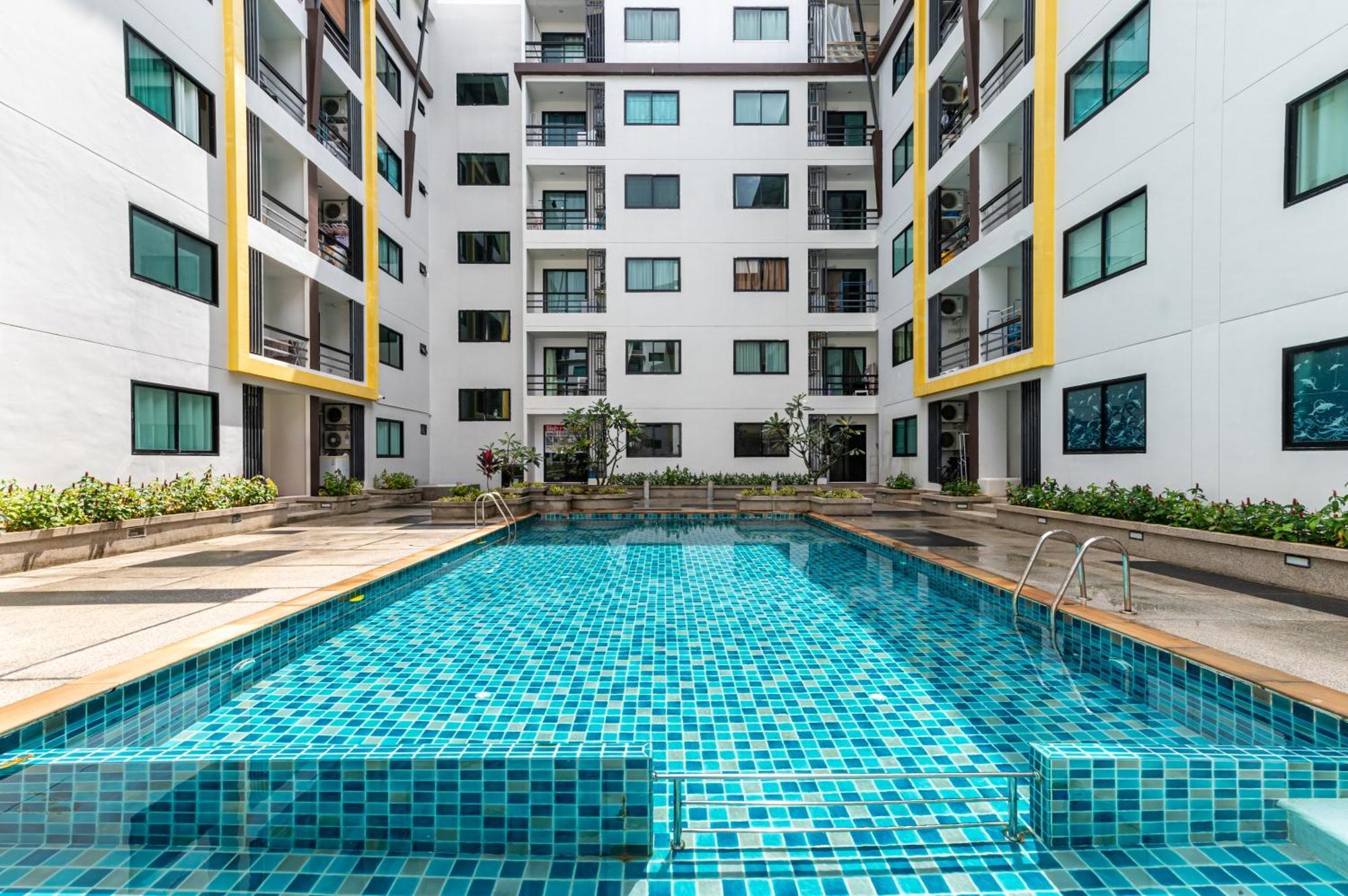 Apartment 1 Bedroom Renovated Ratchaporn Kathu *