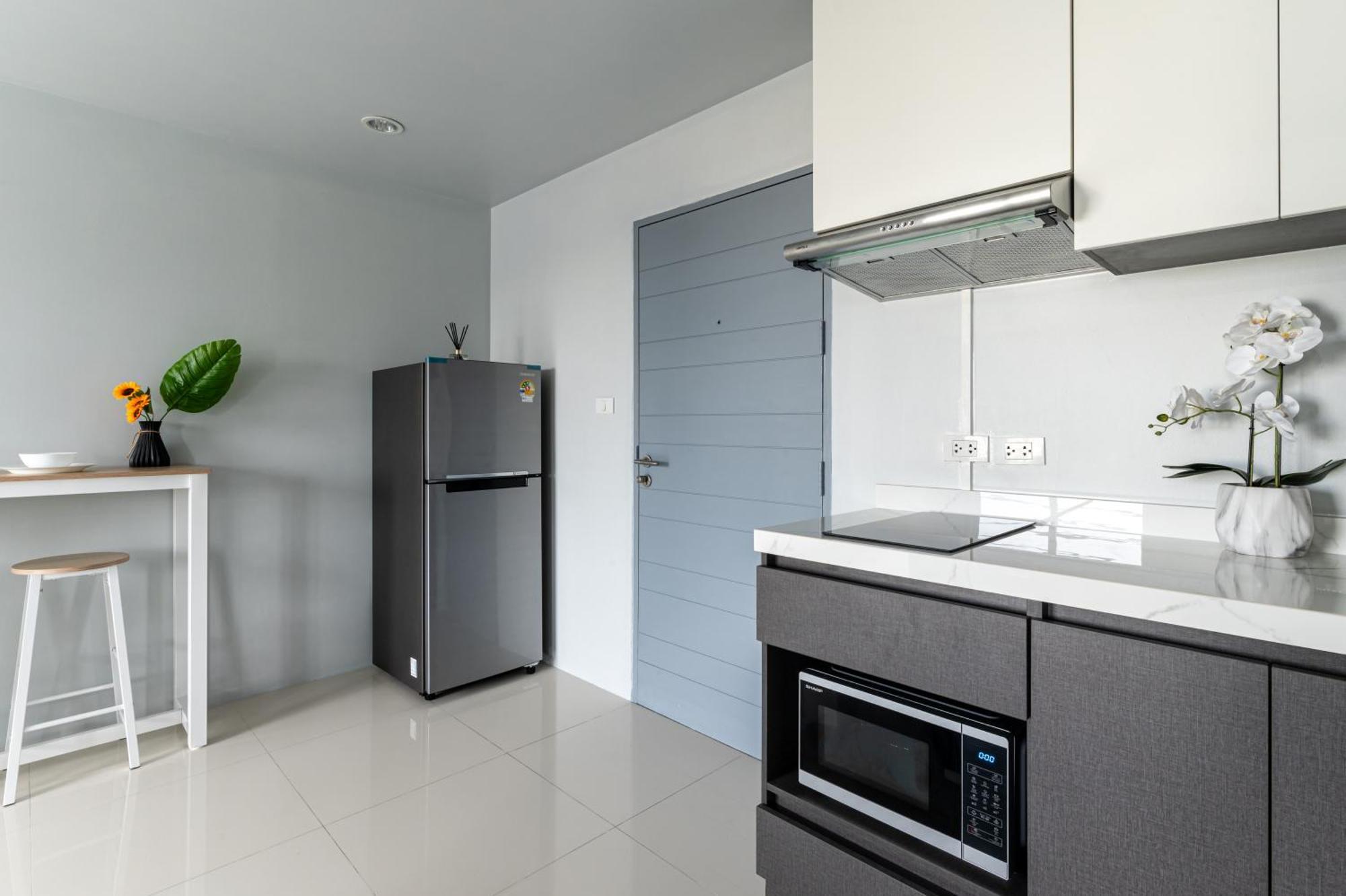 Apartment 1 Bedroom Renovated Ratchaporn Kathu Ban Thung Thong