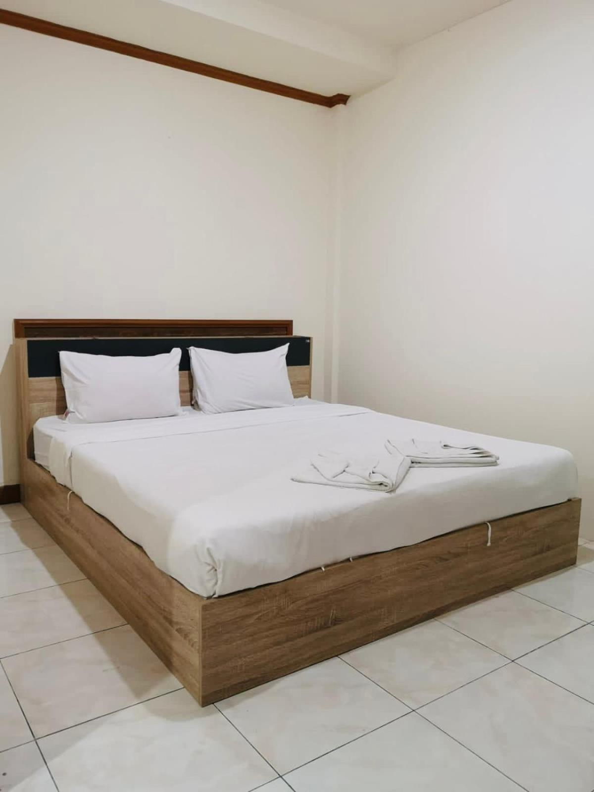 Global View Hotel 3*