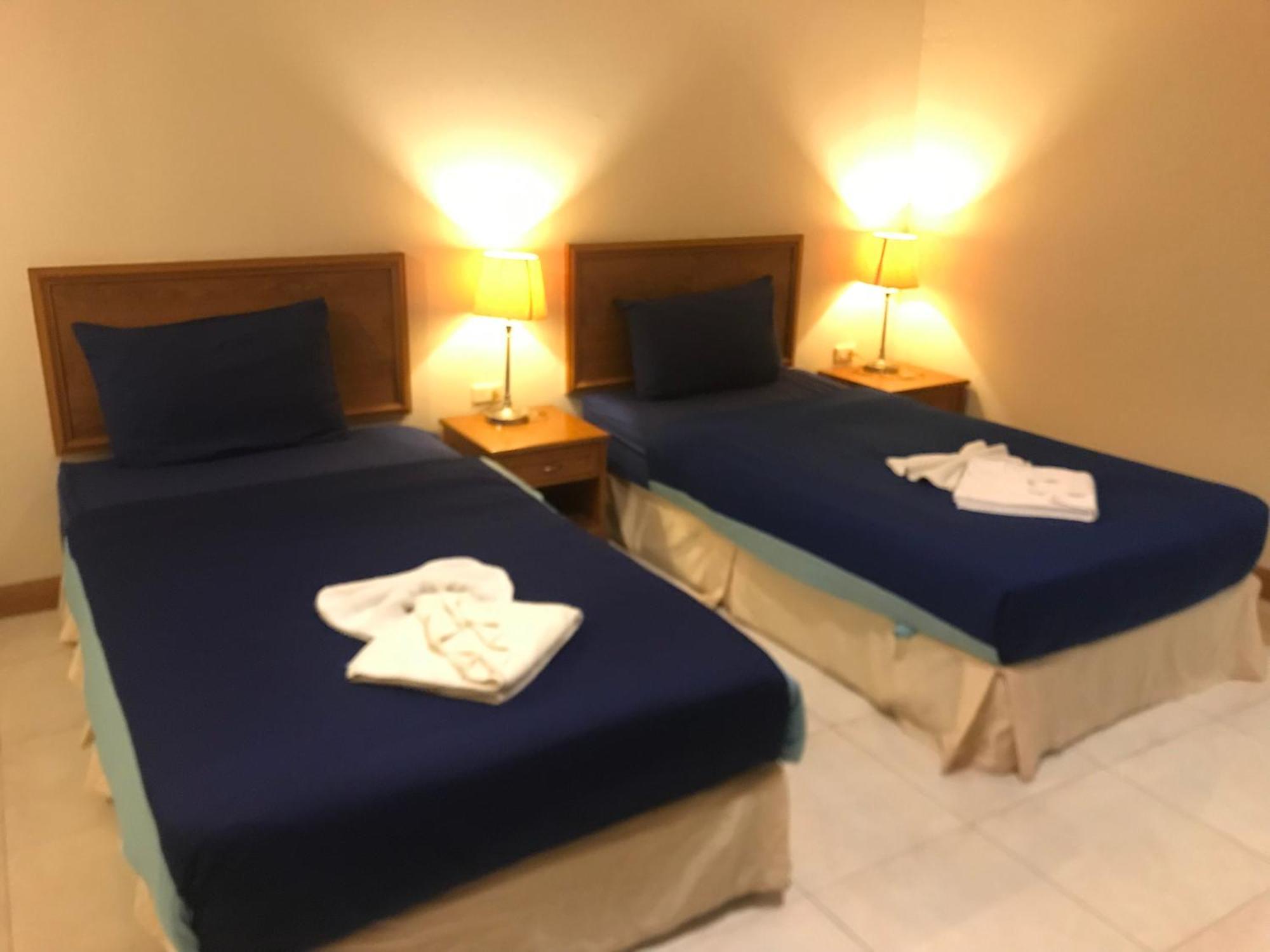 Global View Hotel 3*