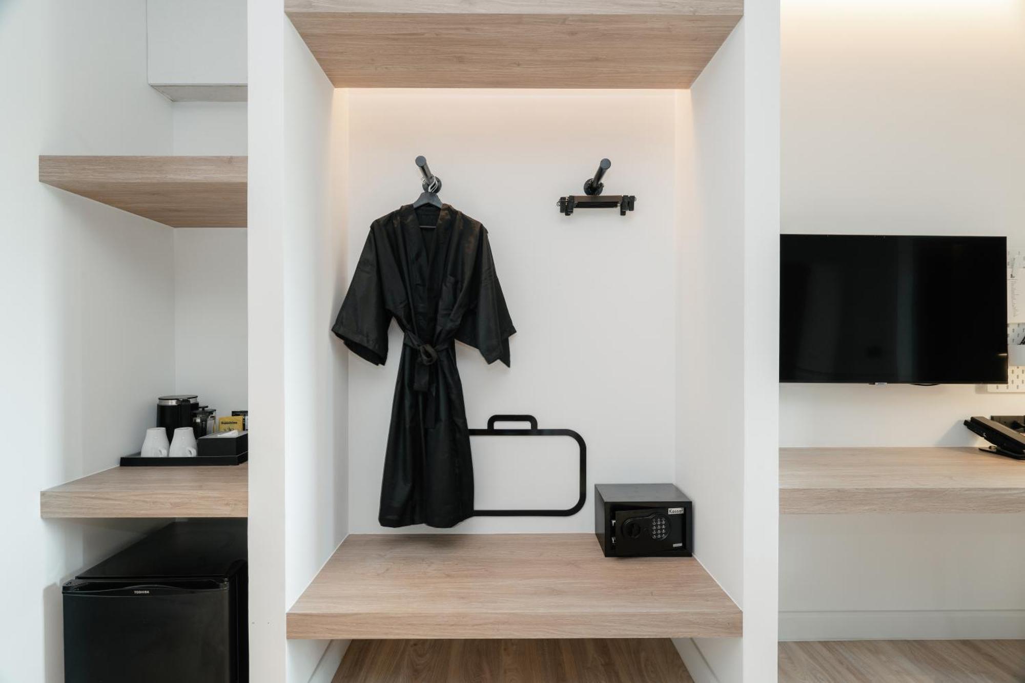 Blu Monkey Hub And Laguna, Bangtao Phuket Hotel 4*