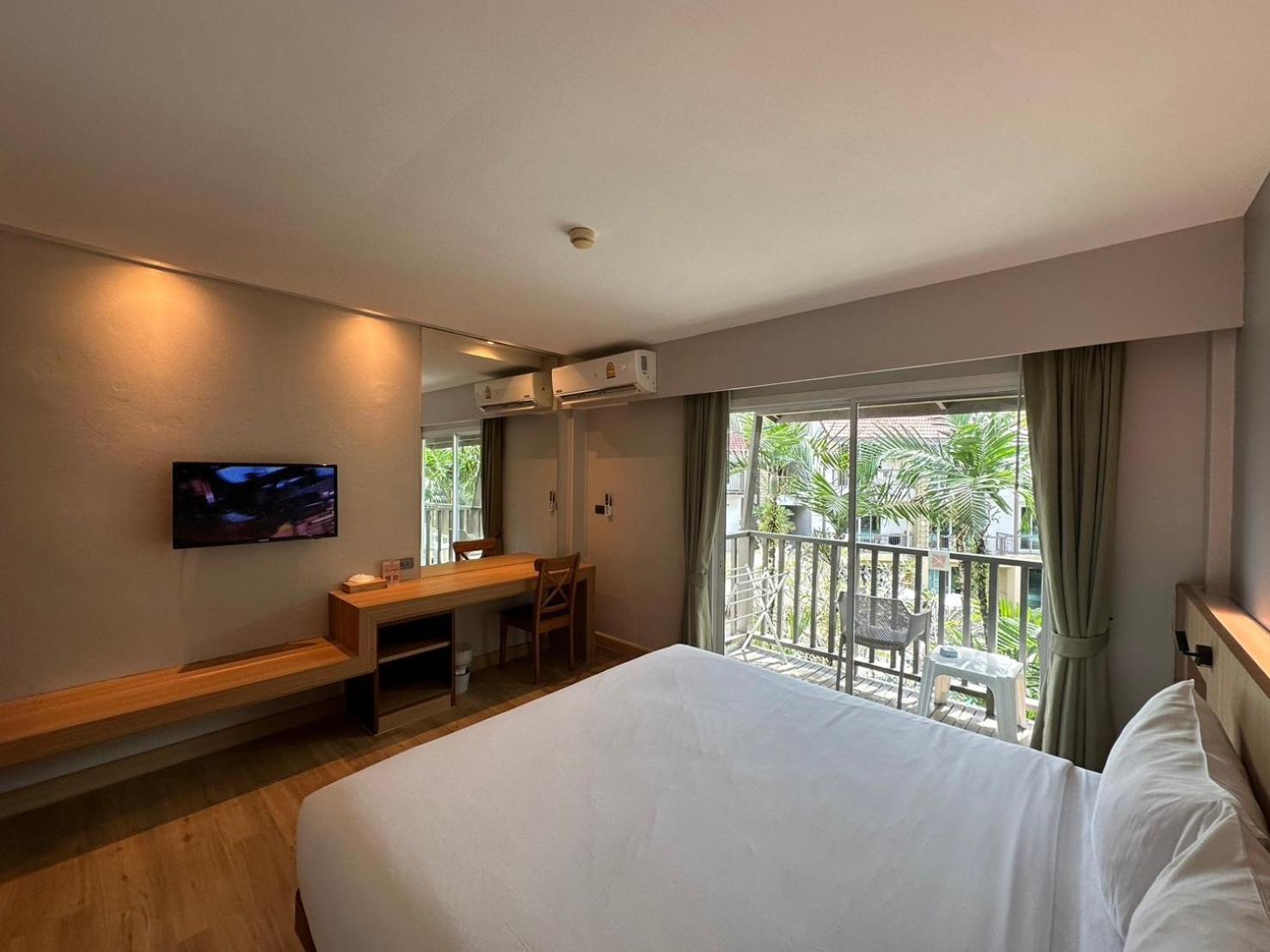 Baan Hotel 3*