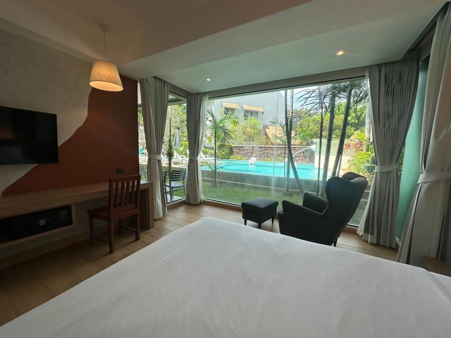 Baan 3*