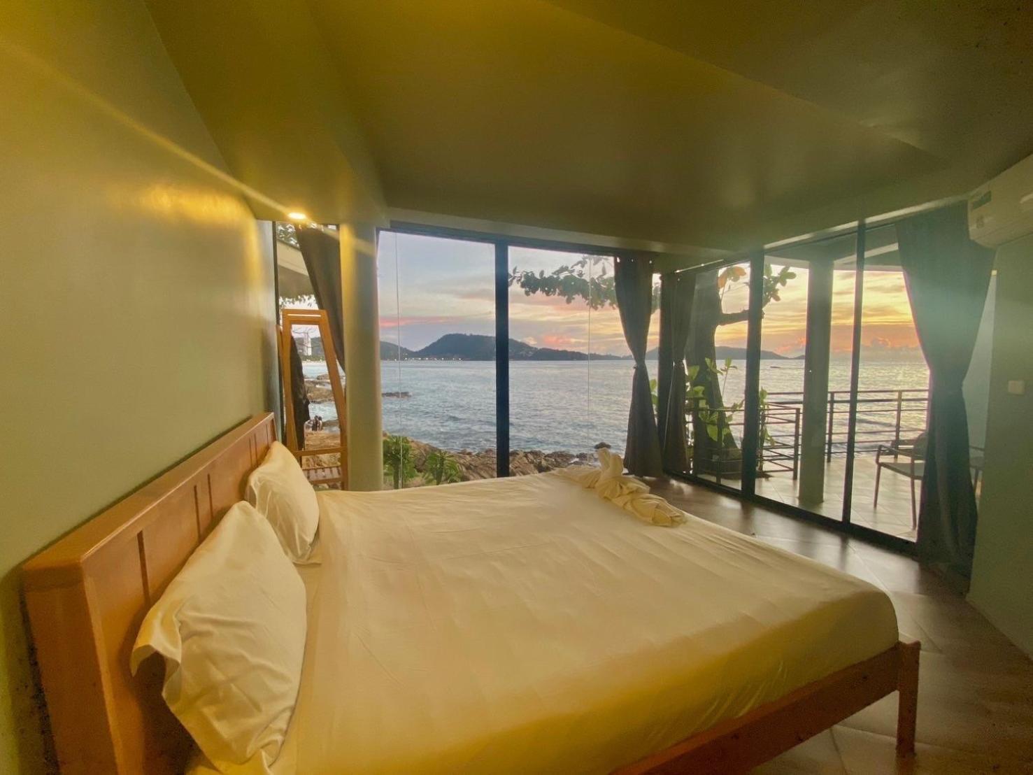 Sunset Phuket Hotel 3*
