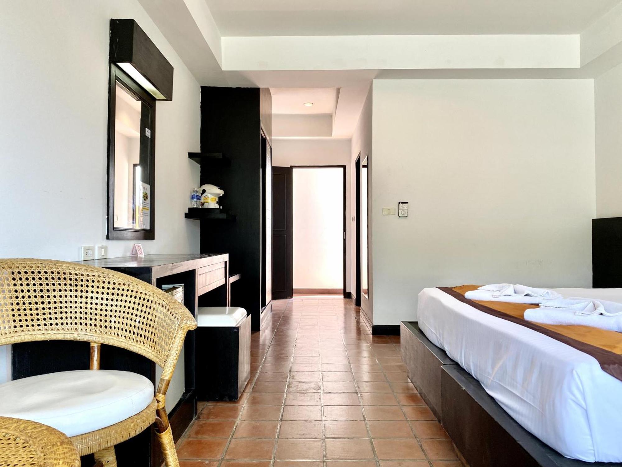 H.r.k.resort Hotel