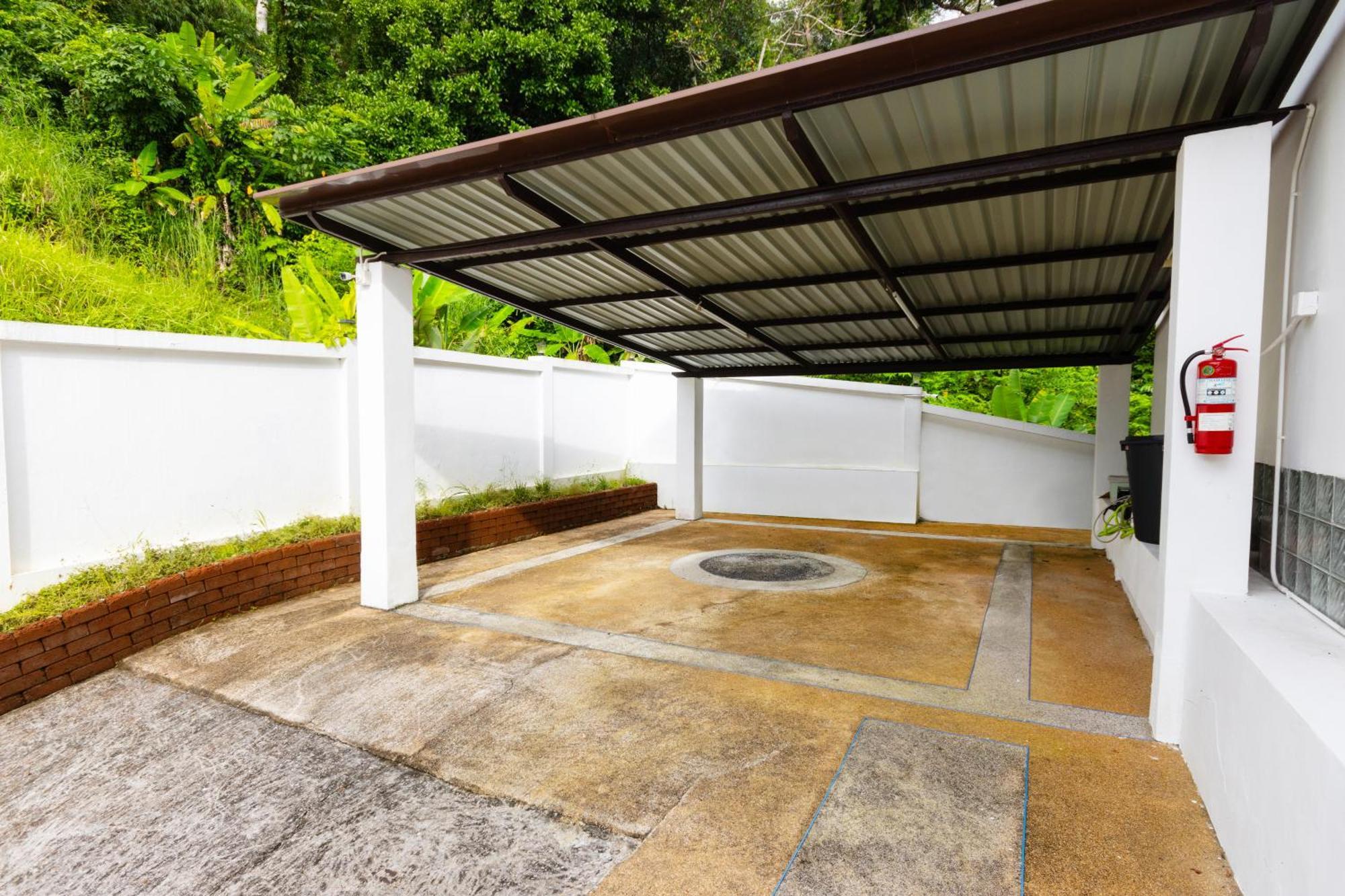 Villa La Bella Kamala Beach