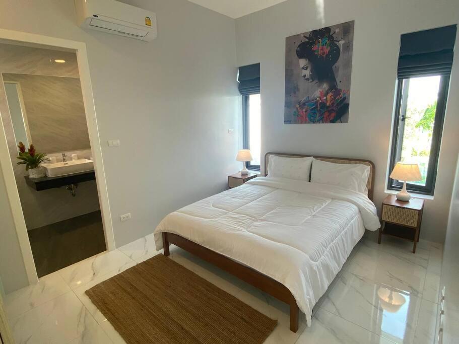 Bang Tao Town House 1km Surin V135 * Thalang
