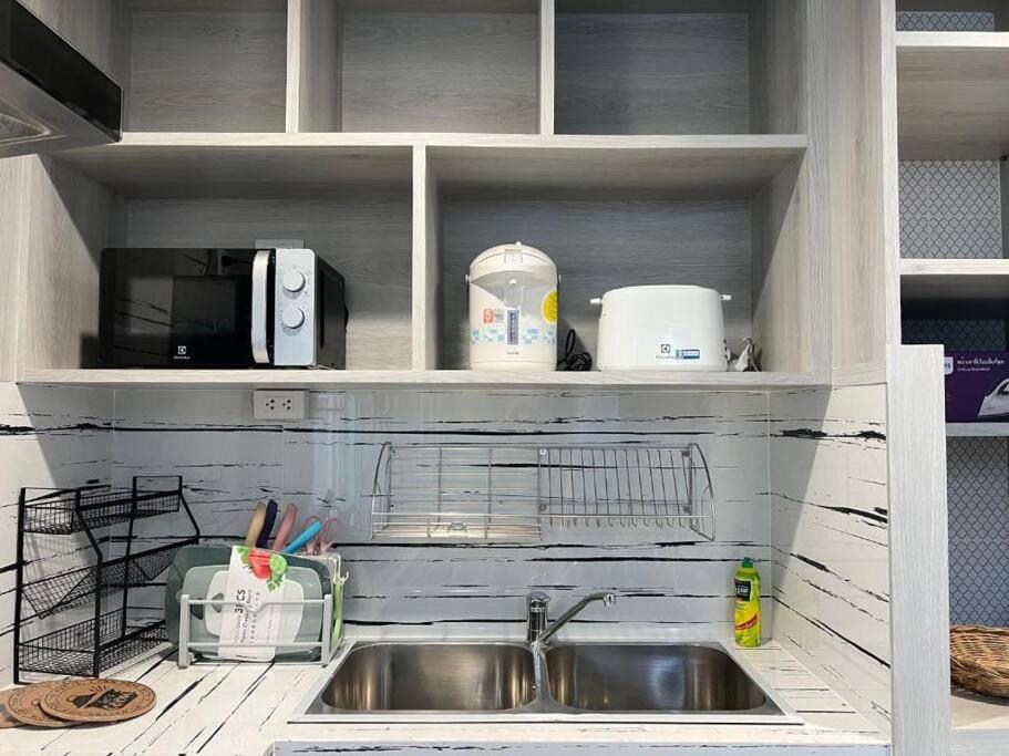 Bang Tao Town House 1km Surin V135 Apartment Thalang