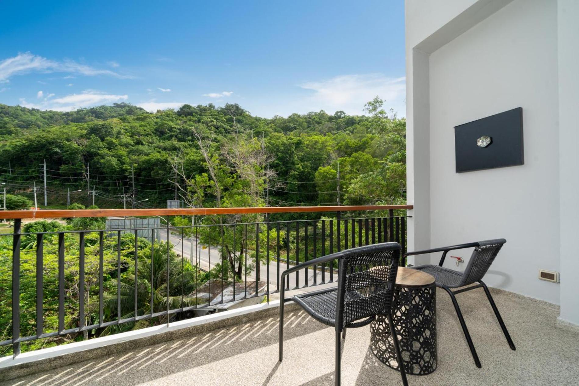 Apartment Deluxe At Icon Park By Lofty Kamala Beach