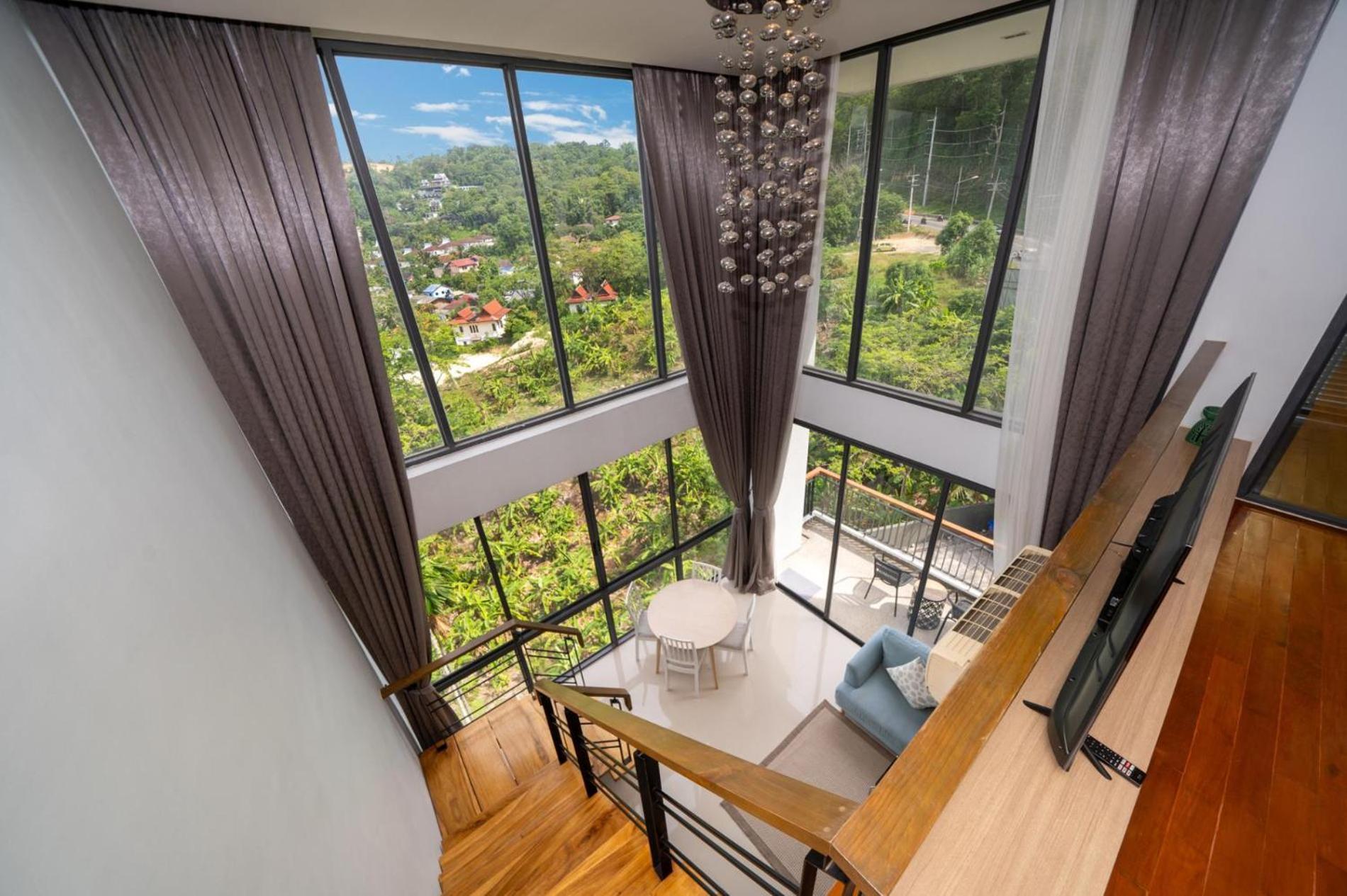 Deluxe At Icon Park By Lofty Kamala Beach