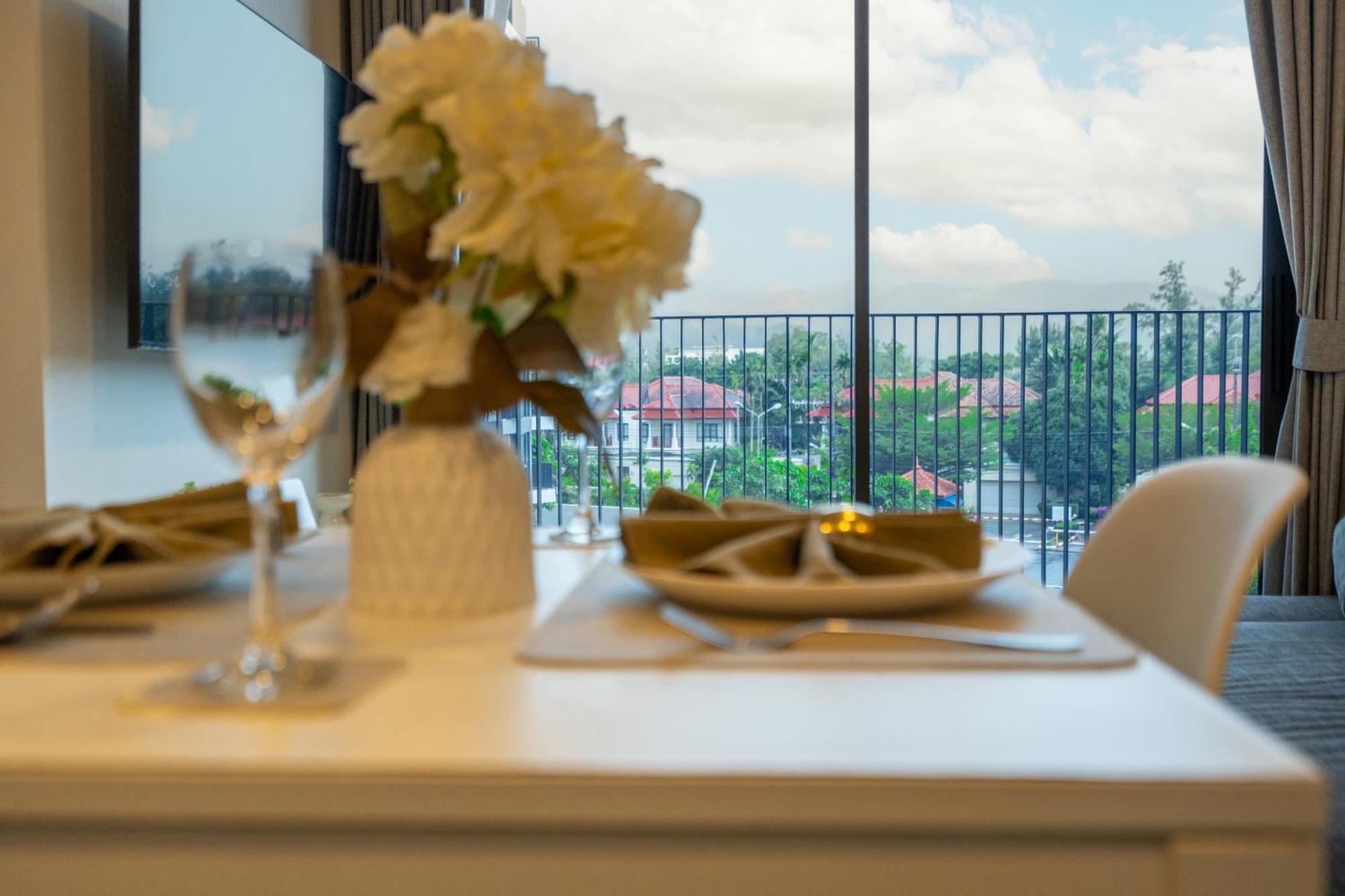 Appartement 2bd With 2bt In Skypark Laguna Bang Tao Phuket