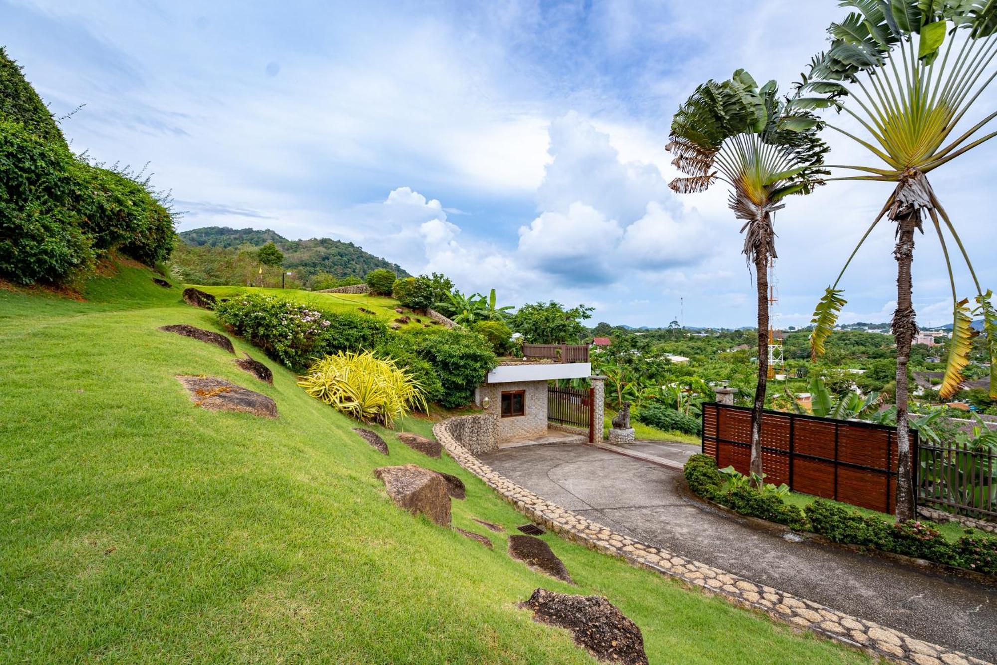 Royal Legacy Private With Private Golf Course * Phuket