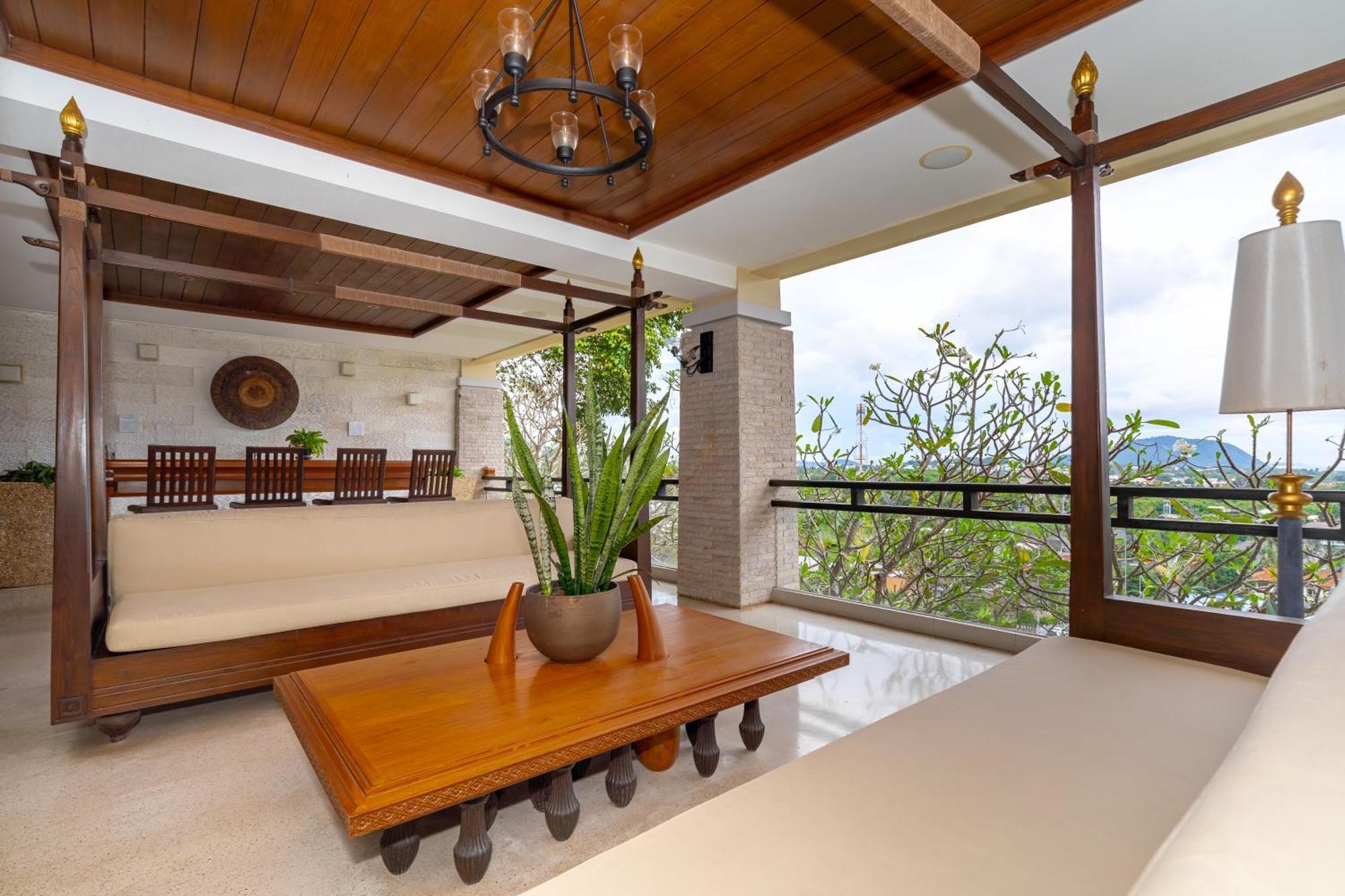 Royal Legacy Private With Private Golf Course Villa Phuket