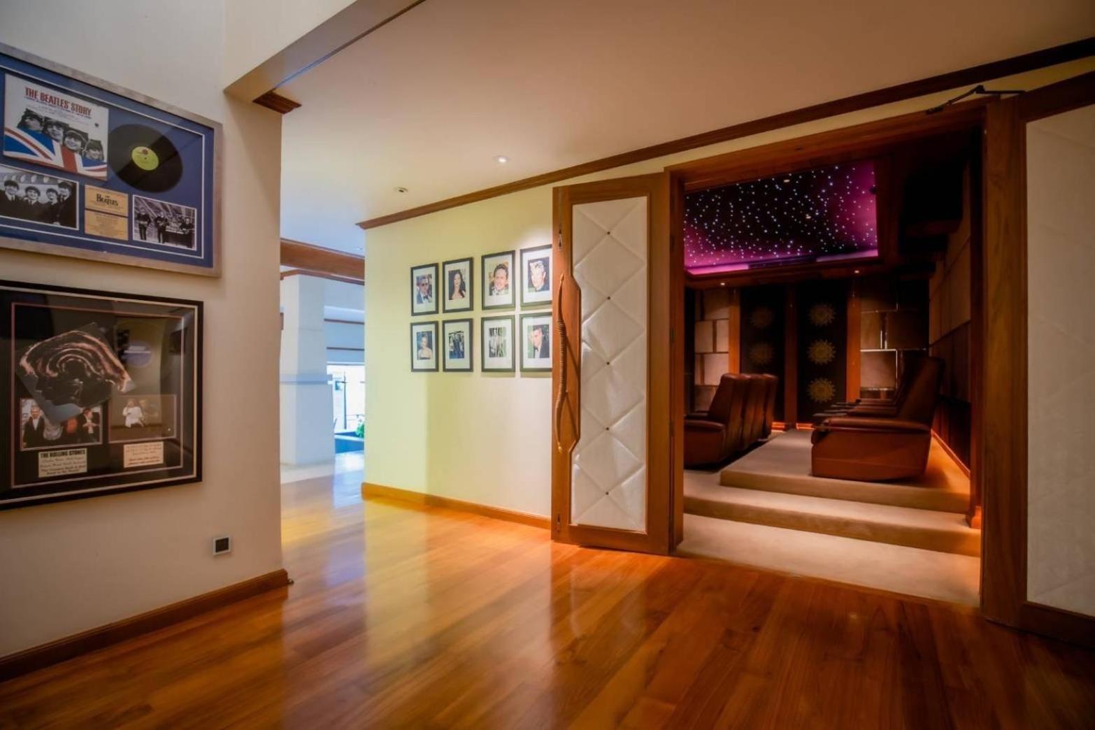 Royal Legacy Private With Private Golf Course Villa Phuket