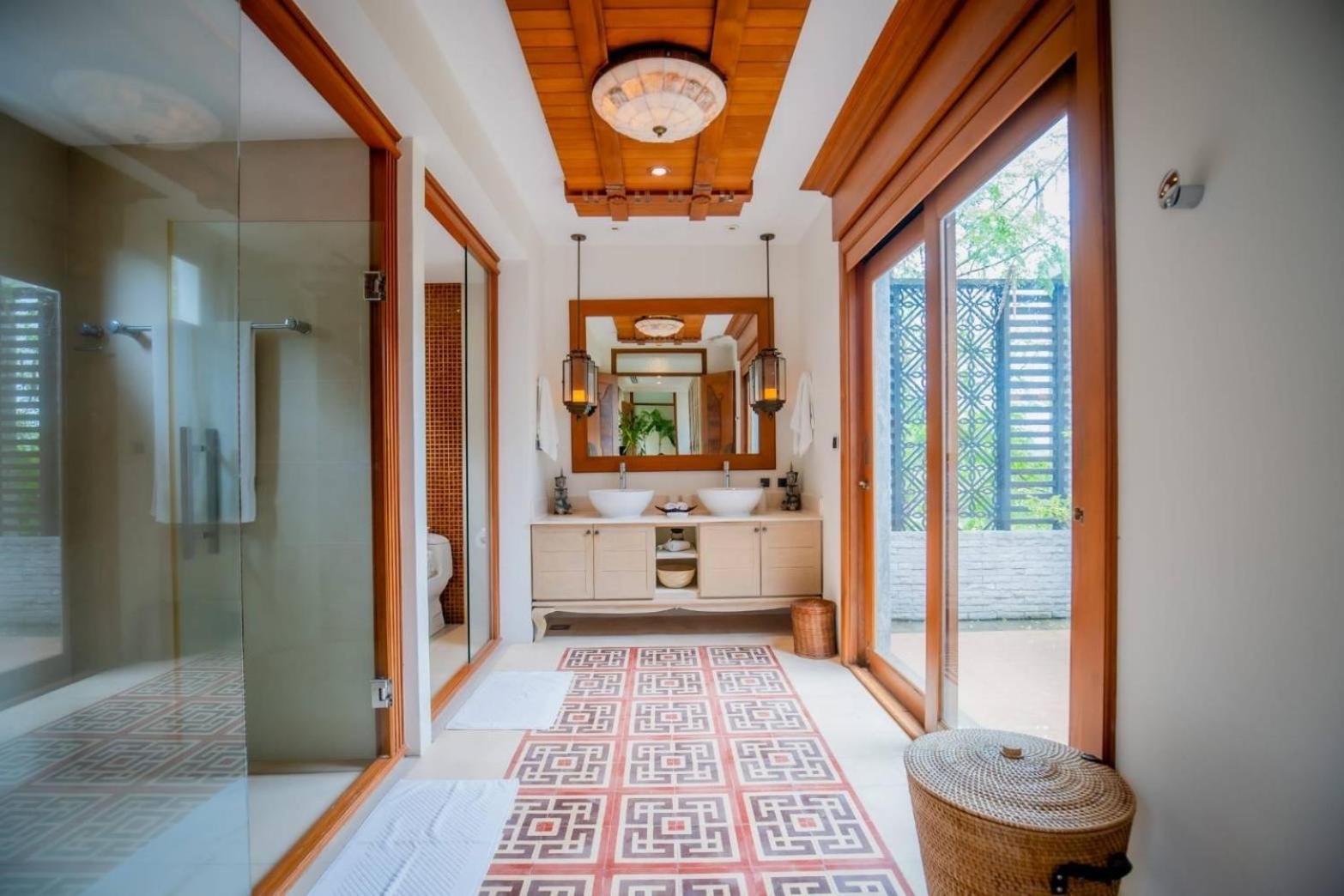 Villa Royal Legacy Private With Private Golf Course Phuket
