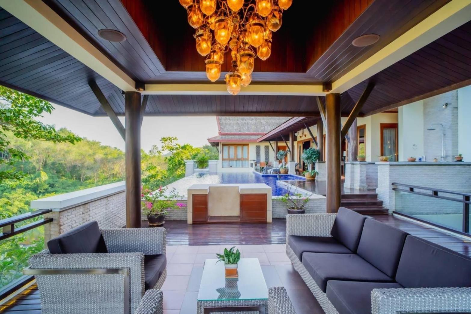 Villa Royal Legacy Private With Private Golf Course Phuket