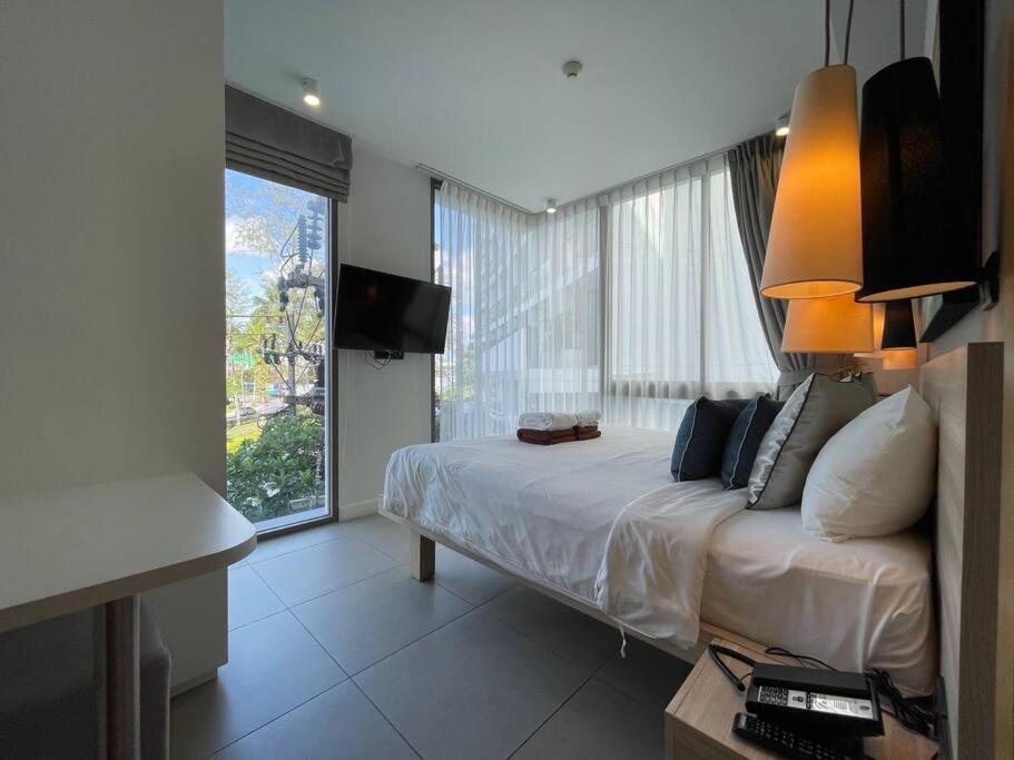 Oceanstone 2 Bedrooms Bangtao Laguna *