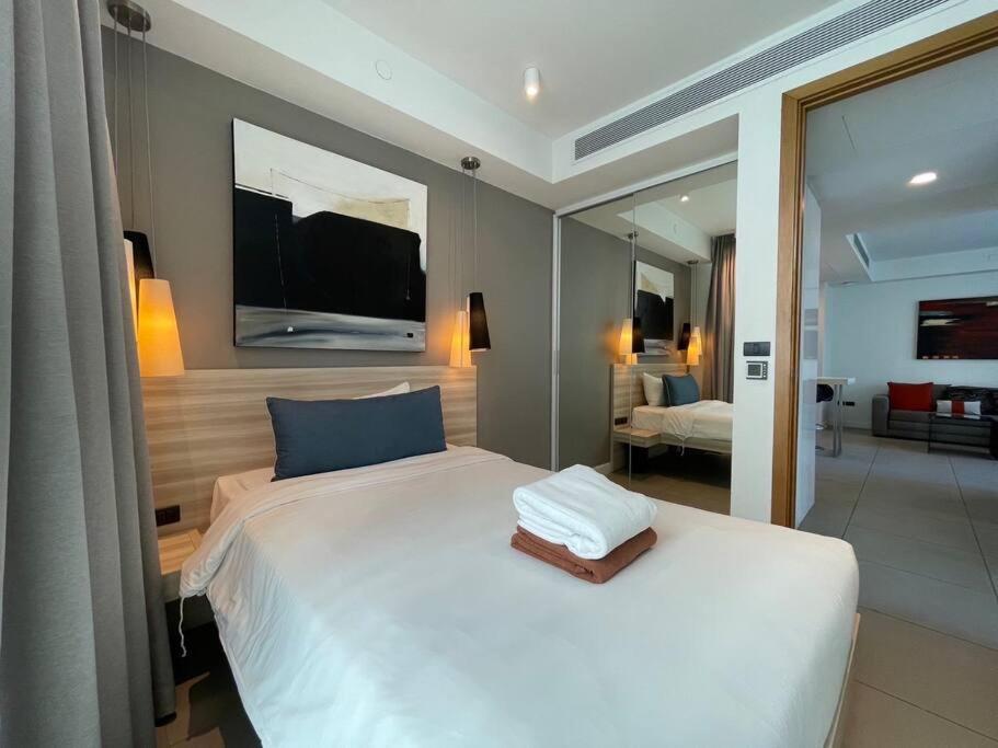 Oceanstone 2 Bedrooms Bangtao Laguna *