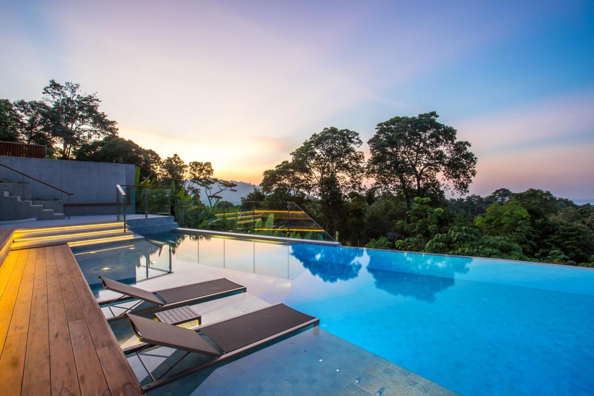 Sea View 2br Duplex In The Bluepoint 88 Near And Paradise Patong