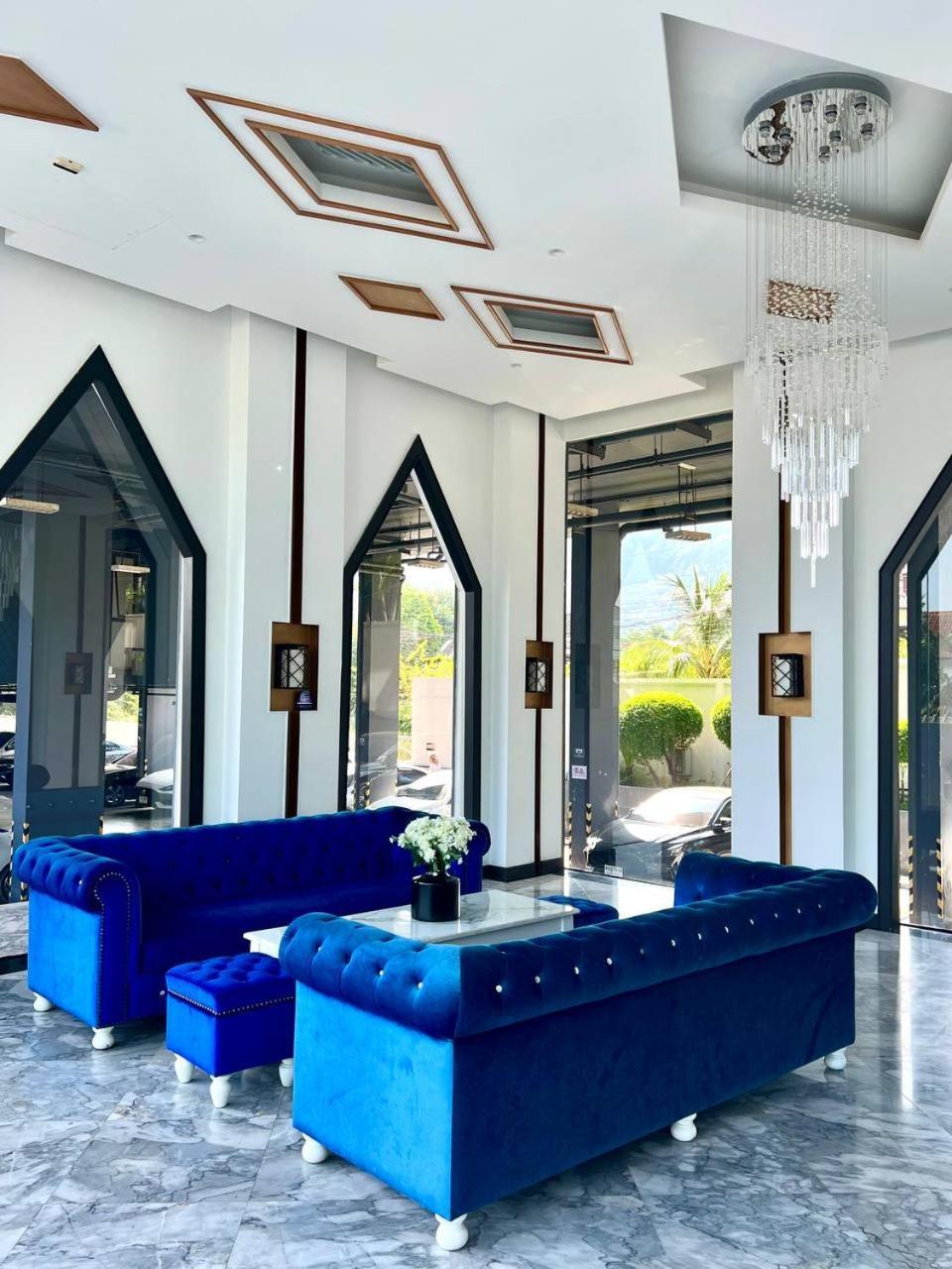 The Aristo-2-326 Apartment *