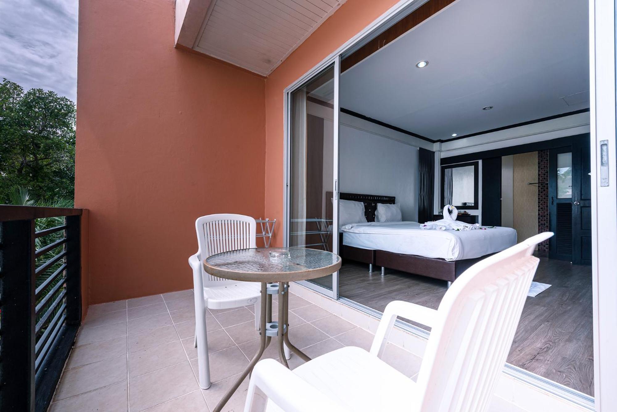 Hotel Jinta Andaman Kata Beach (Phuket)