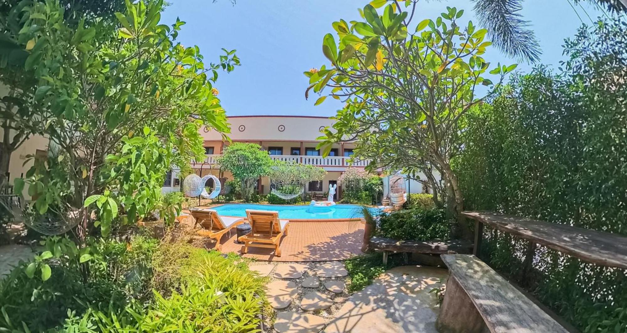 Namphung Phuket Boutique Aparthotel 4*