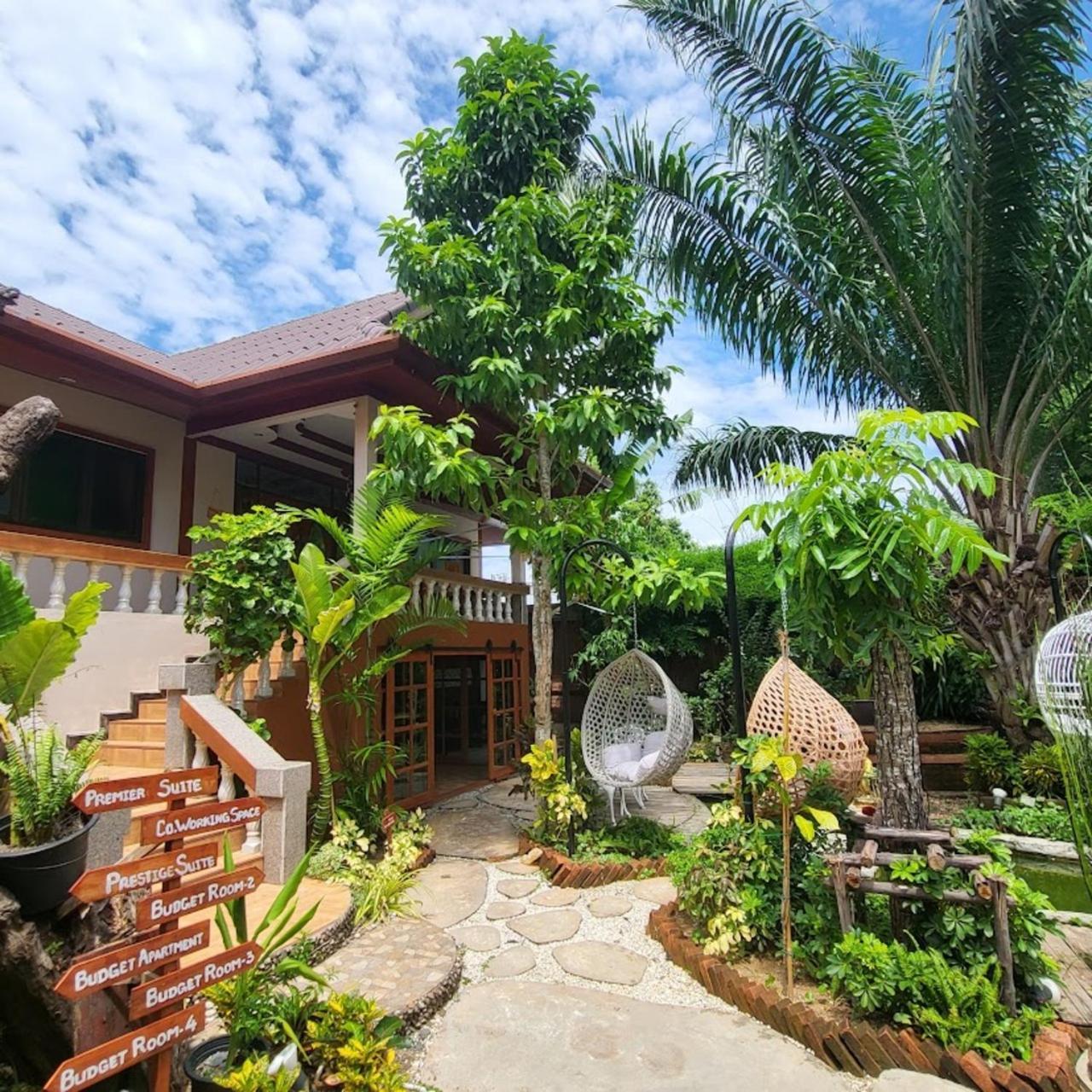 Namphung Phuket Boutique Aparthotel