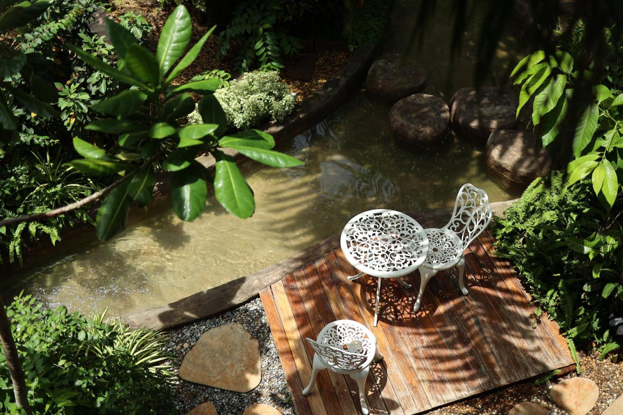 Namphung Phuket Boutique Aparthotel