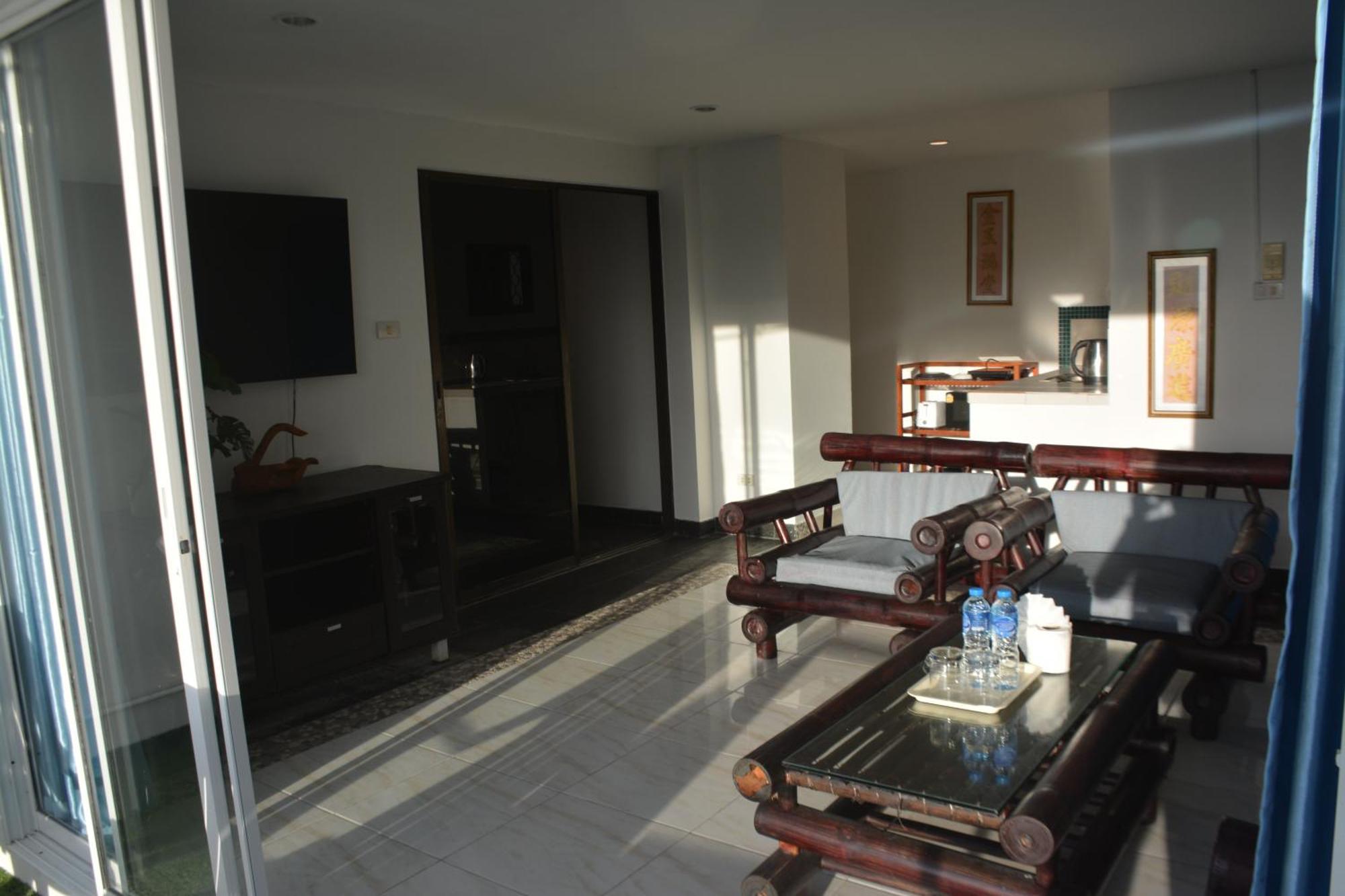 Baan Suan 1 Apartment *