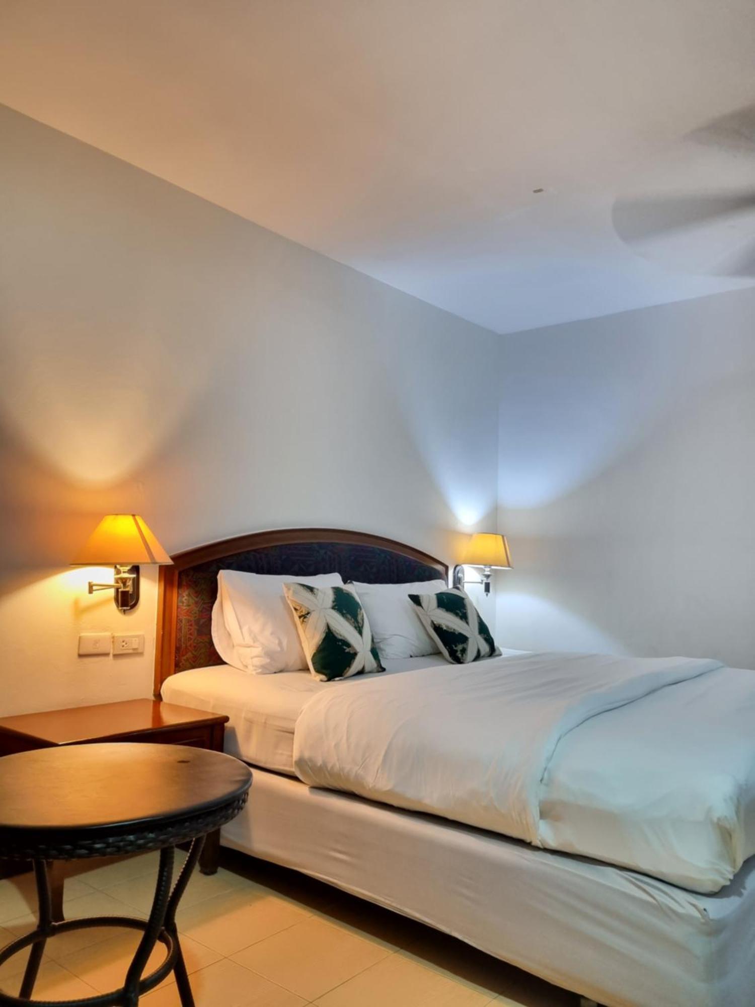 Hotel Interhouse By Haii Collection Pantai Kata
