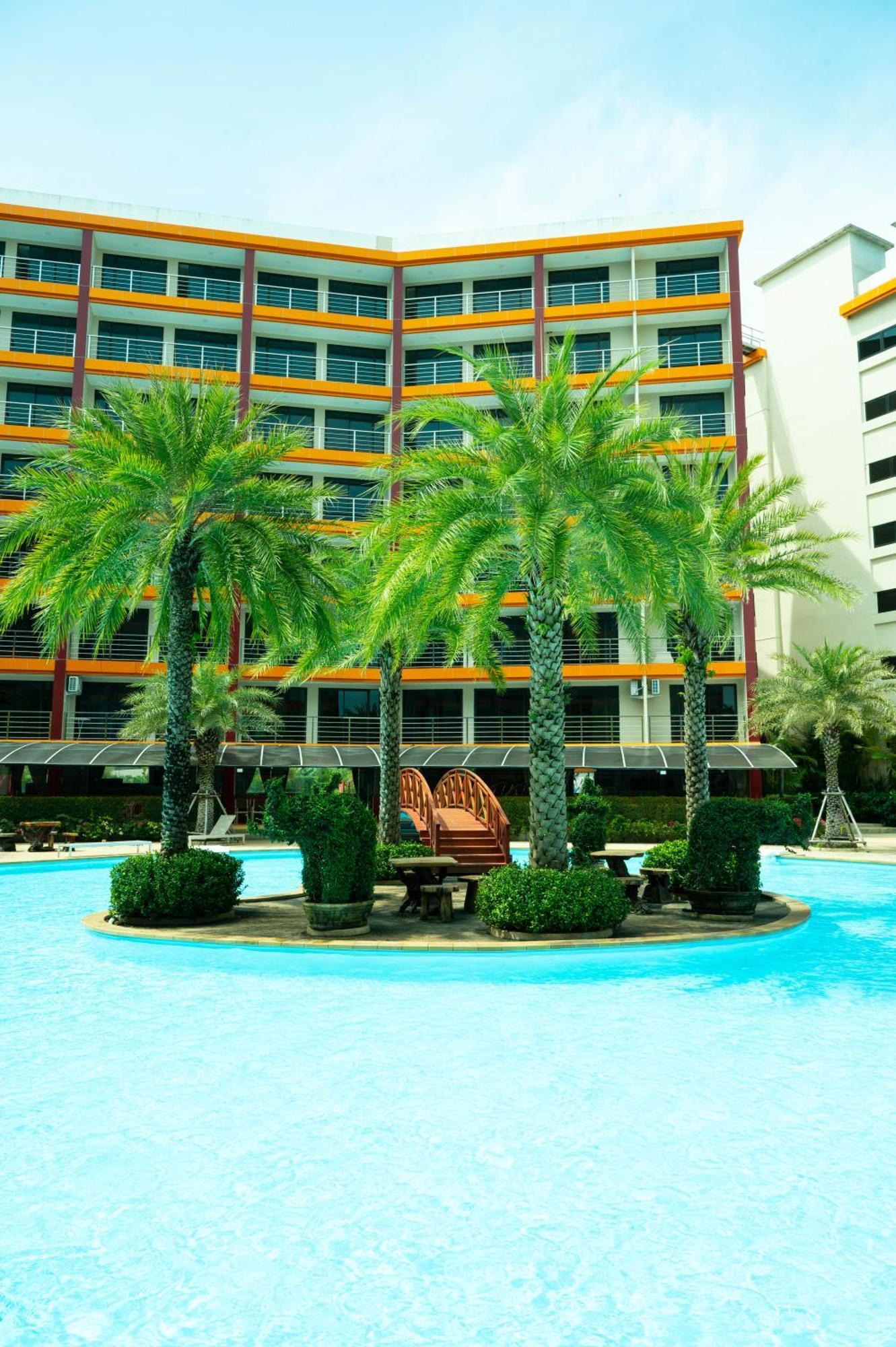 777 Phuket Aparthotel