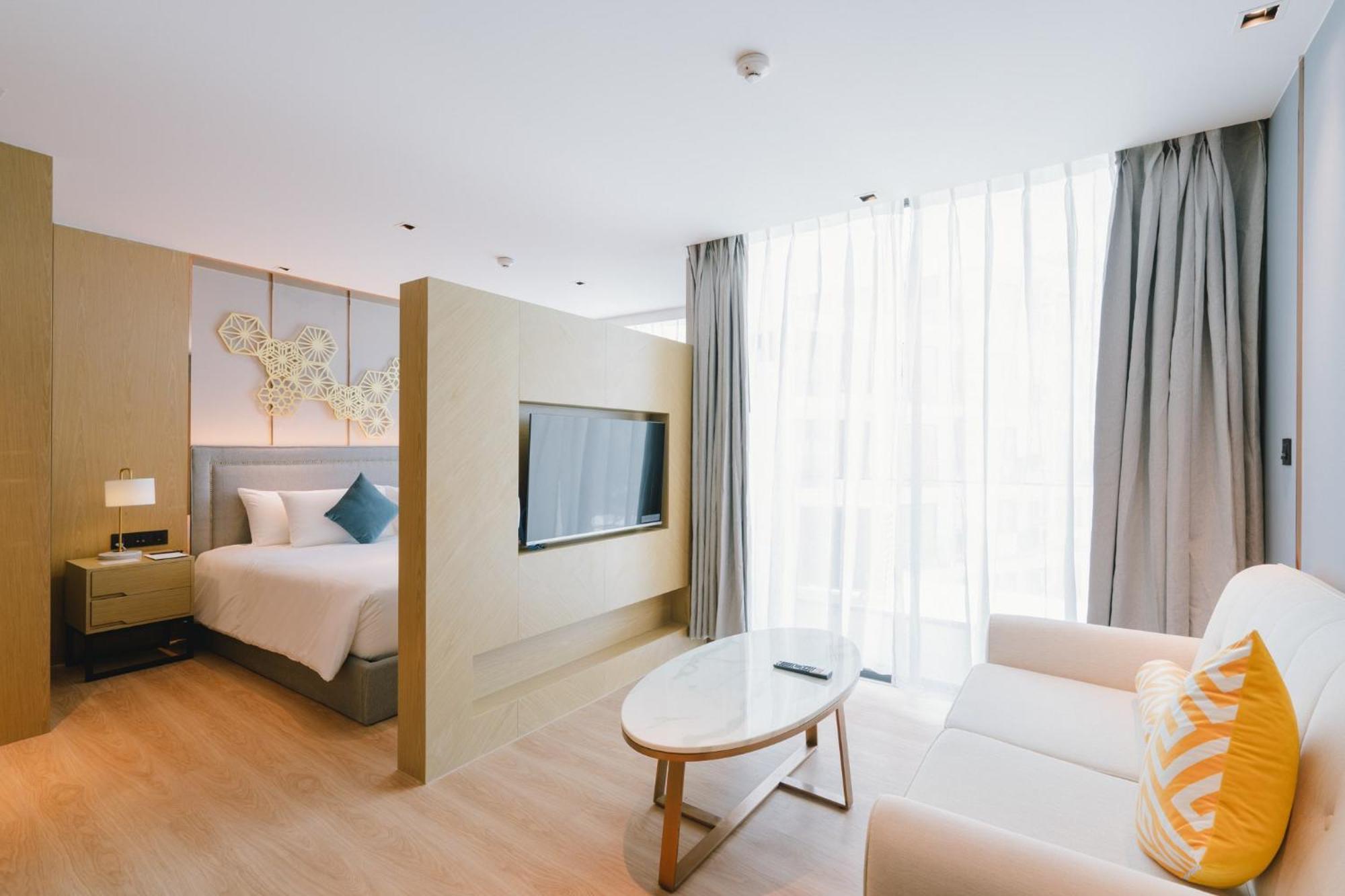 Apartment Modern In 600m From The *