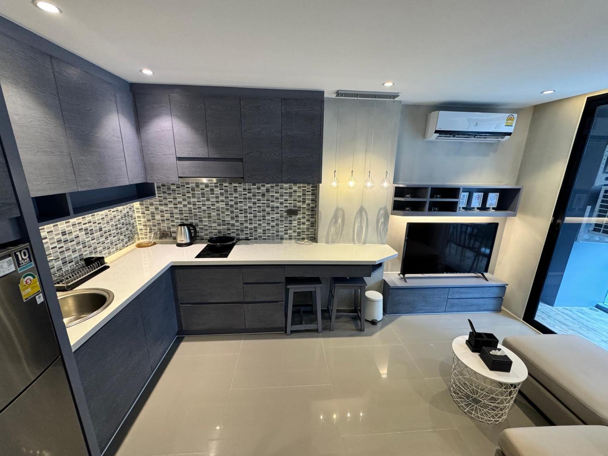 1bdr King Size Bed 3 Restaurants 500m To Apartment